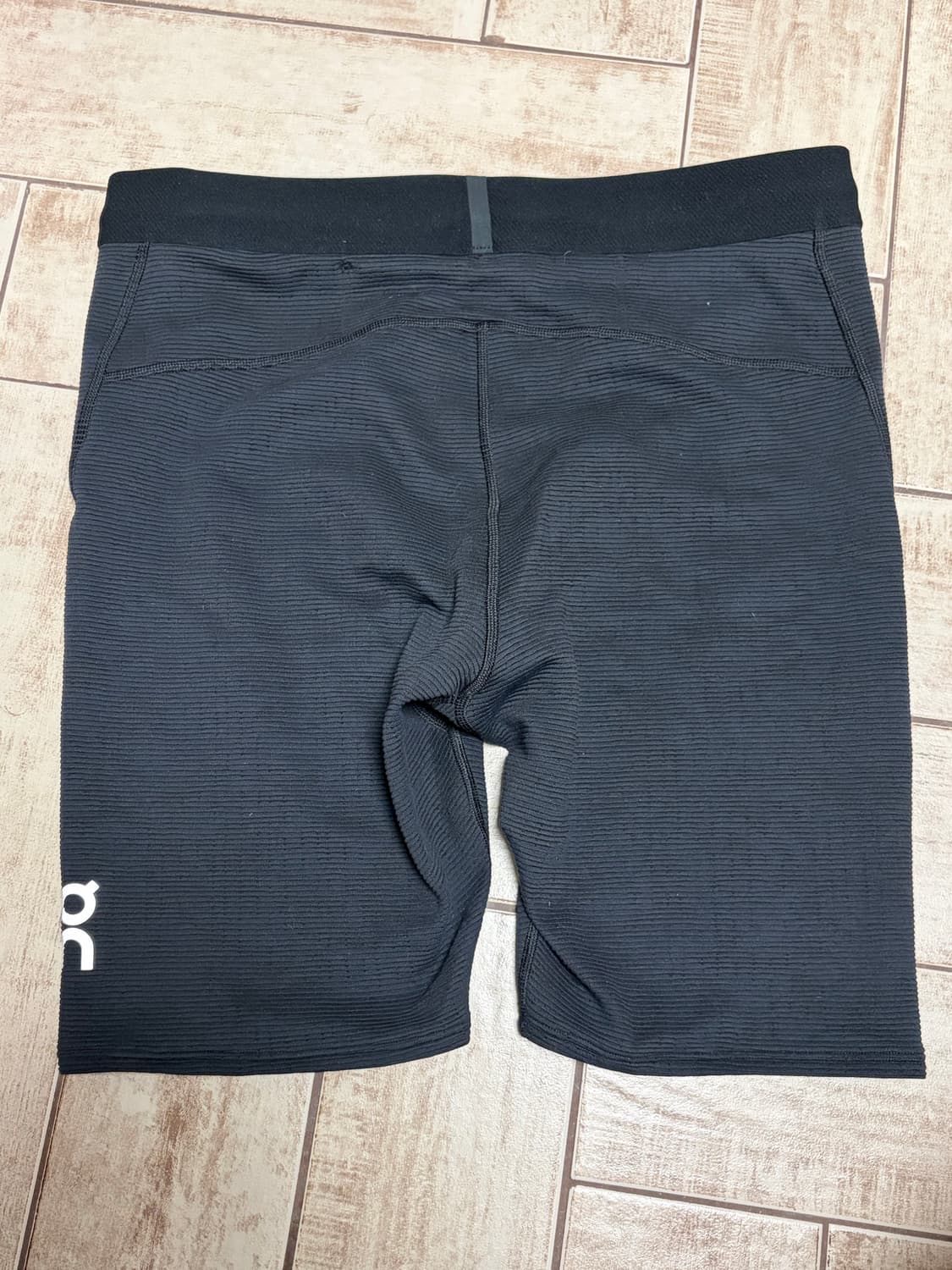 온러닝 페이스 타이즈 M 판매 상품이미지2