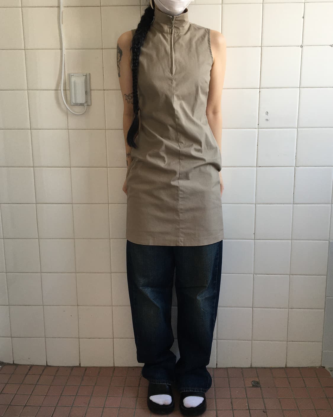 High neck sleeveless onepiece 상품이미지1