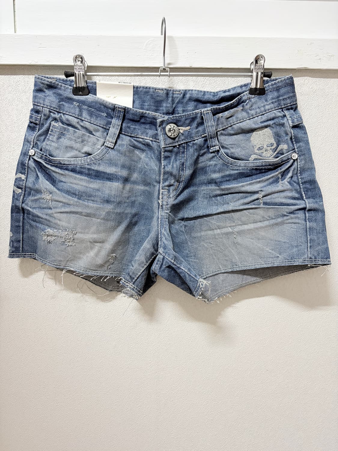 스컬 데미지 데님 숏팬츠 상품이미지1