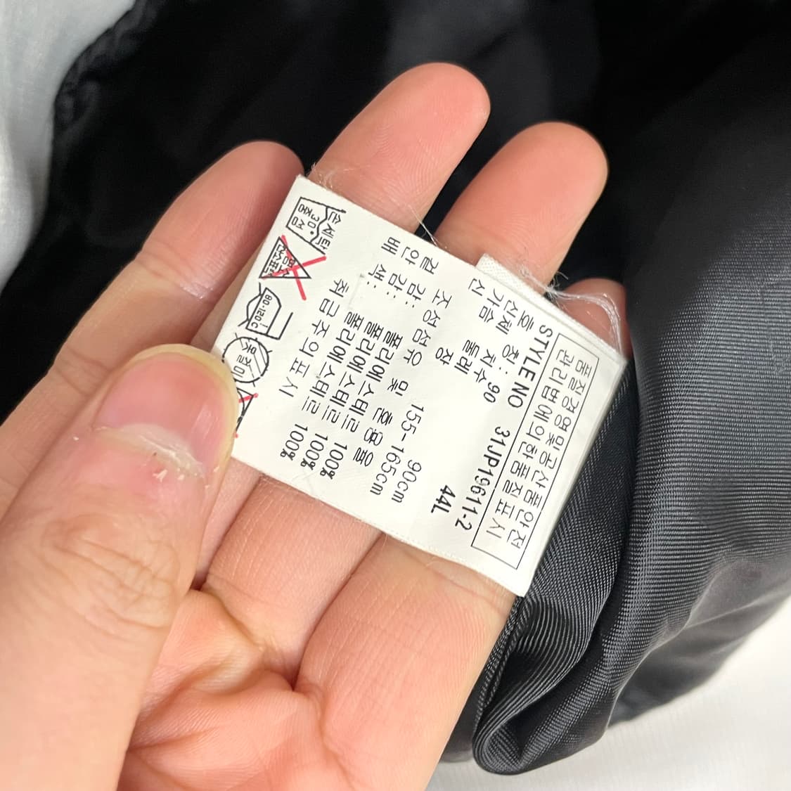 MLB 화이트삭스로고 블랙 새틴 크롭 야구점퍼 여성90  상품이미지4