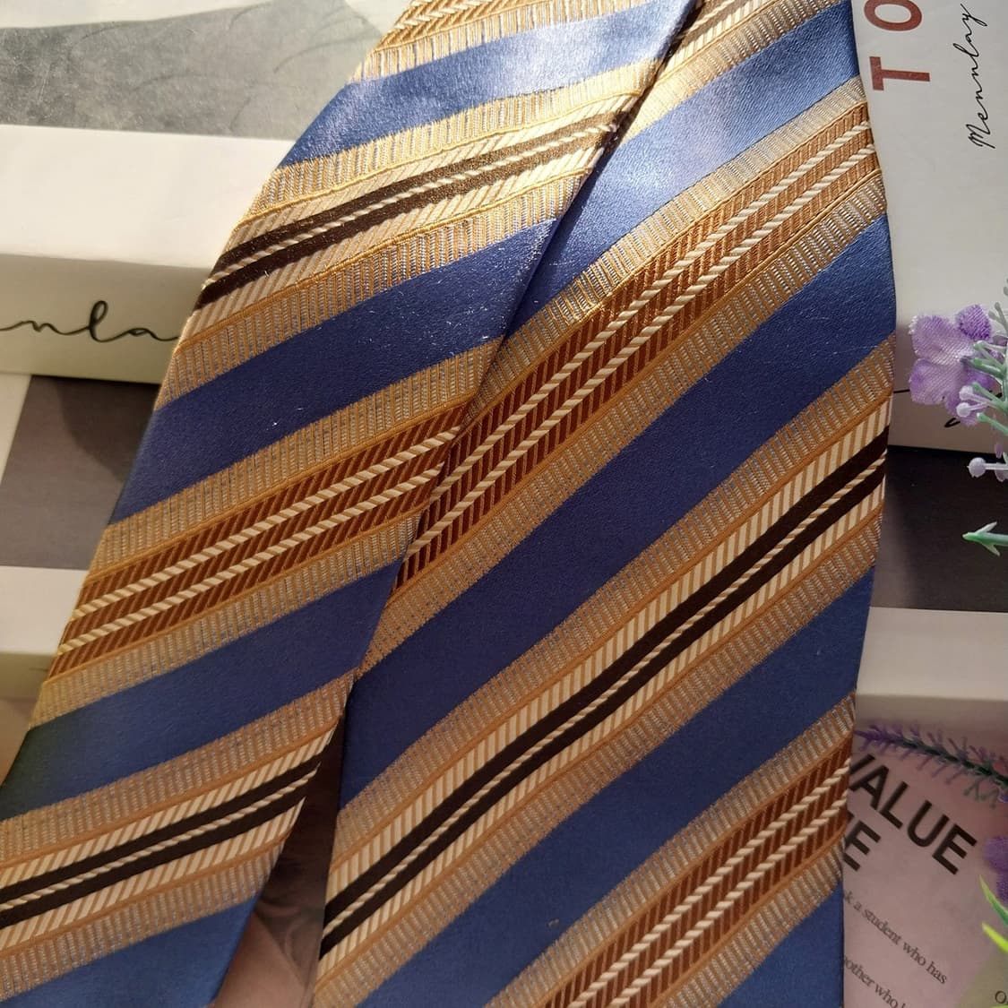 제냐 실크 베이지&블루 스트라이프 넥타이 8.7cm A+등급 K1385
 상품이미지3