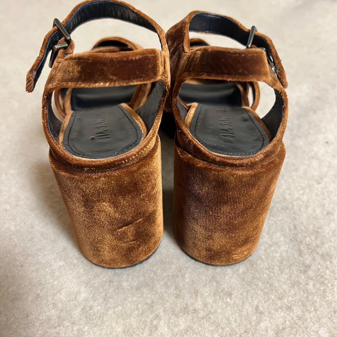 질샌더 벨벳 플랫폼 샌들 상품이미지4