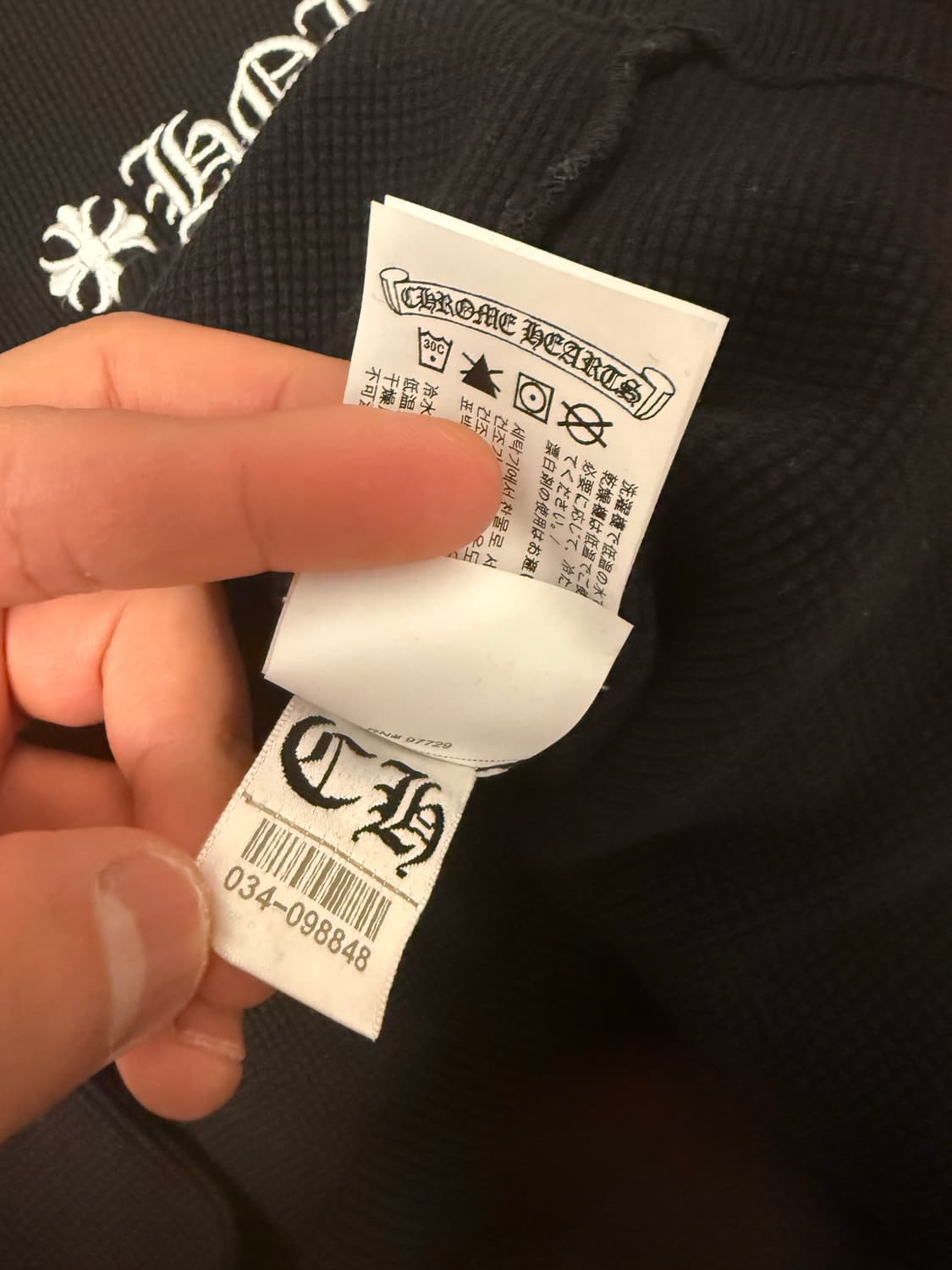 [XL] 크롬하츠 세메터리 크로스 헨리넥 와플 니트 블랙 상품이미지9