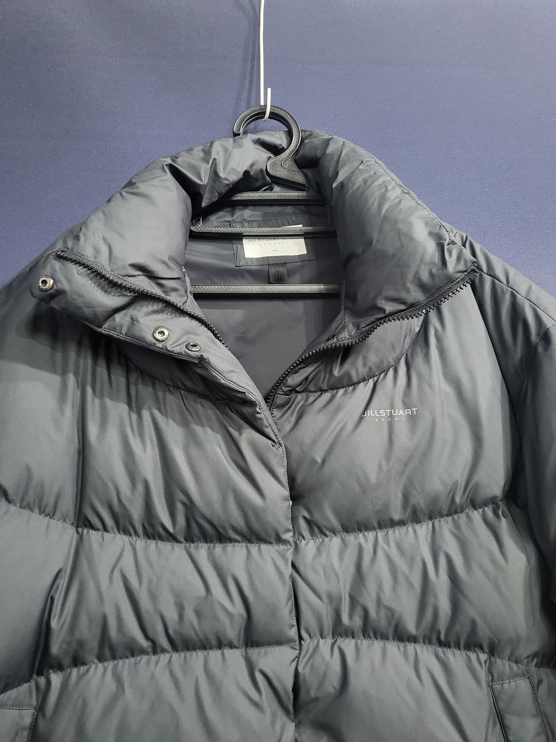 질스튜어트 뉴욕 구스다운패딩 오버핏 상품이미지2