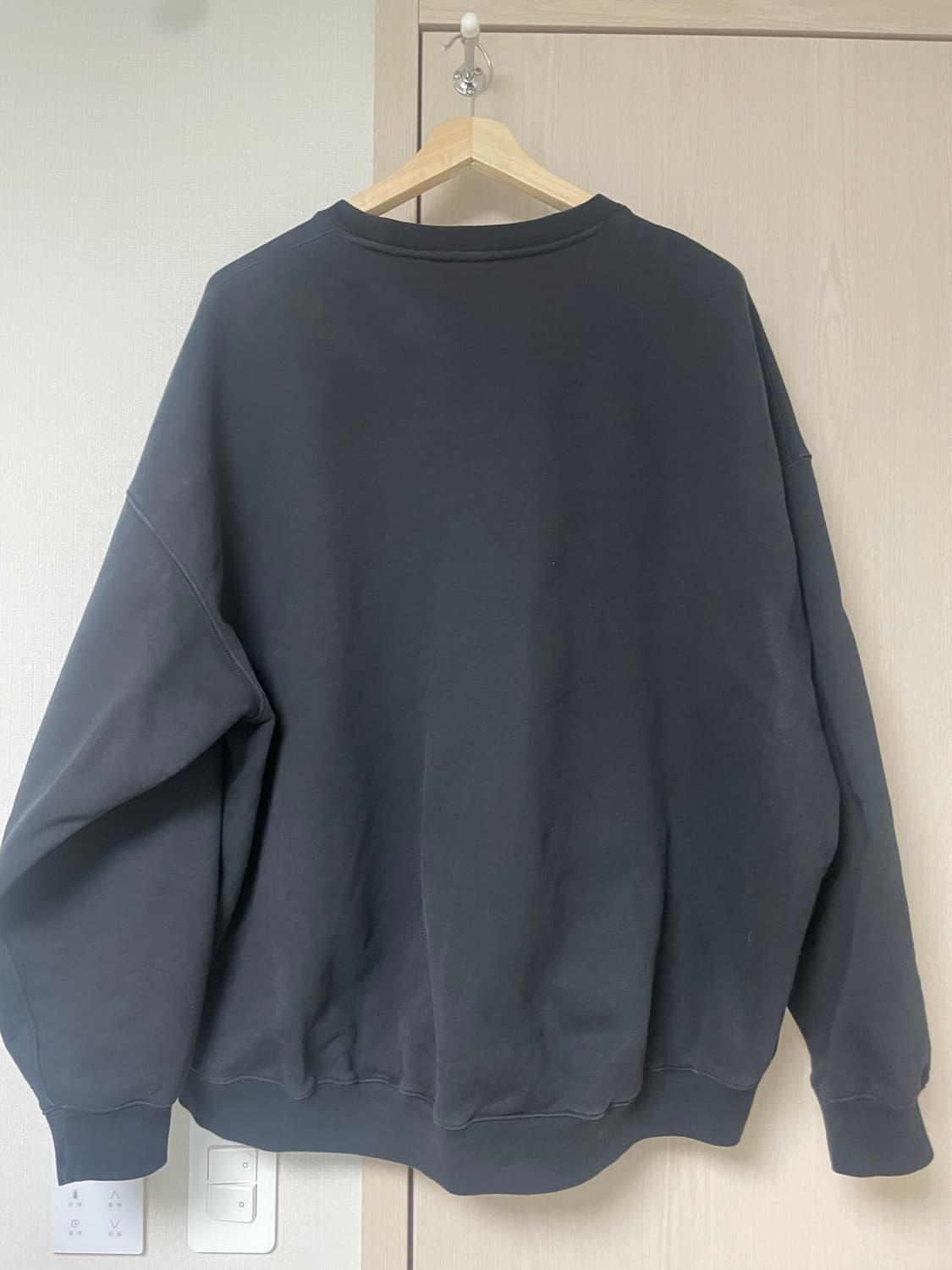 모이프 스웻셔츠 상품이미지2