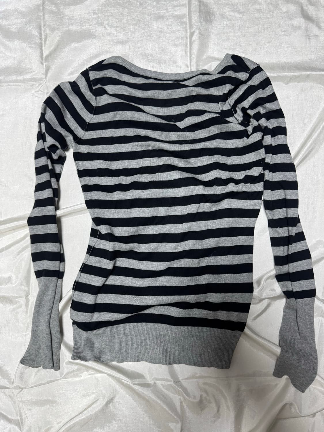 V-Neck Stripe Design Sleeve 상품이미지3