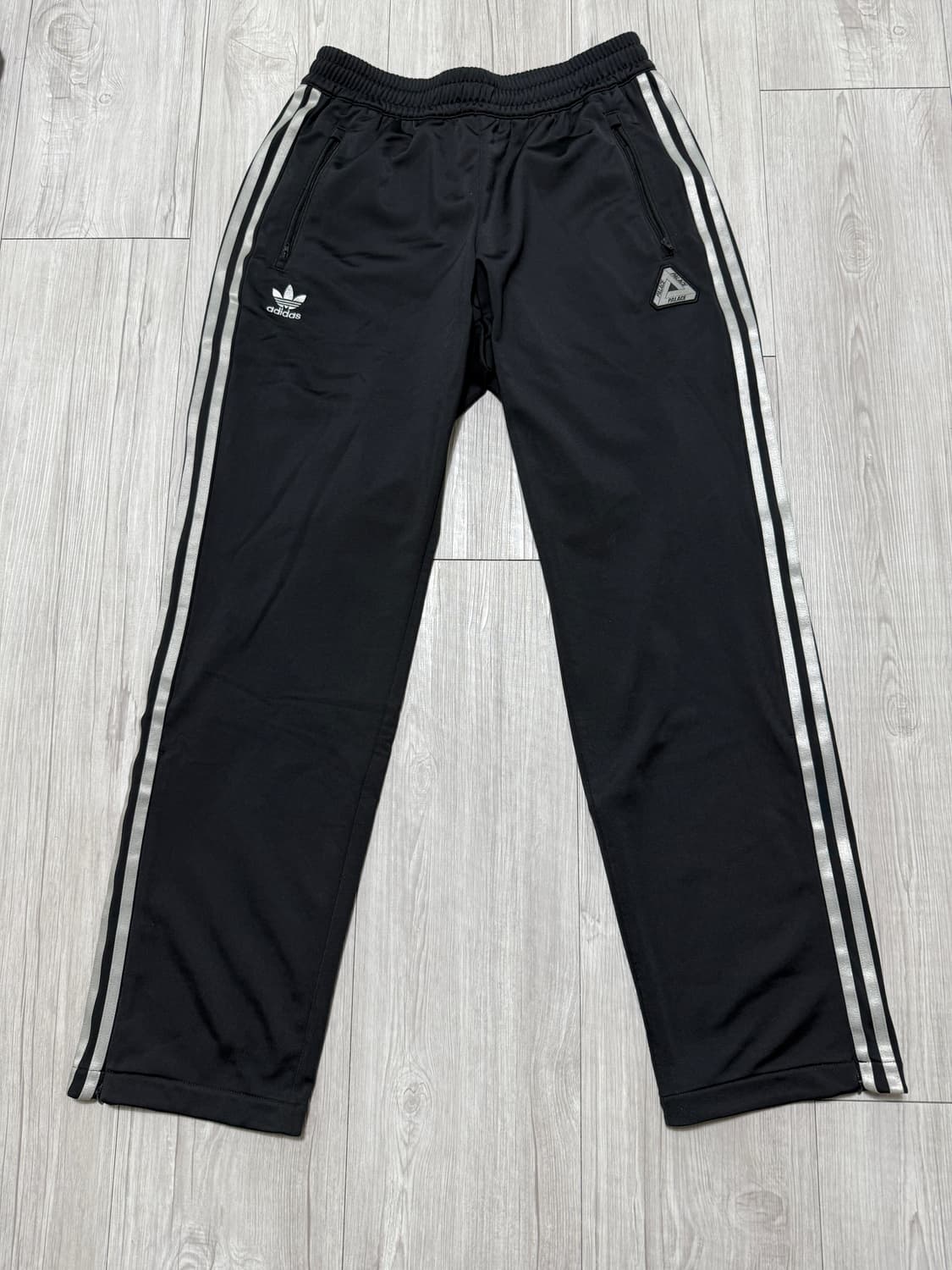 [M] 팔라스 아디다스 파이어버드 트랙팬츠 블랙 상품이미지1