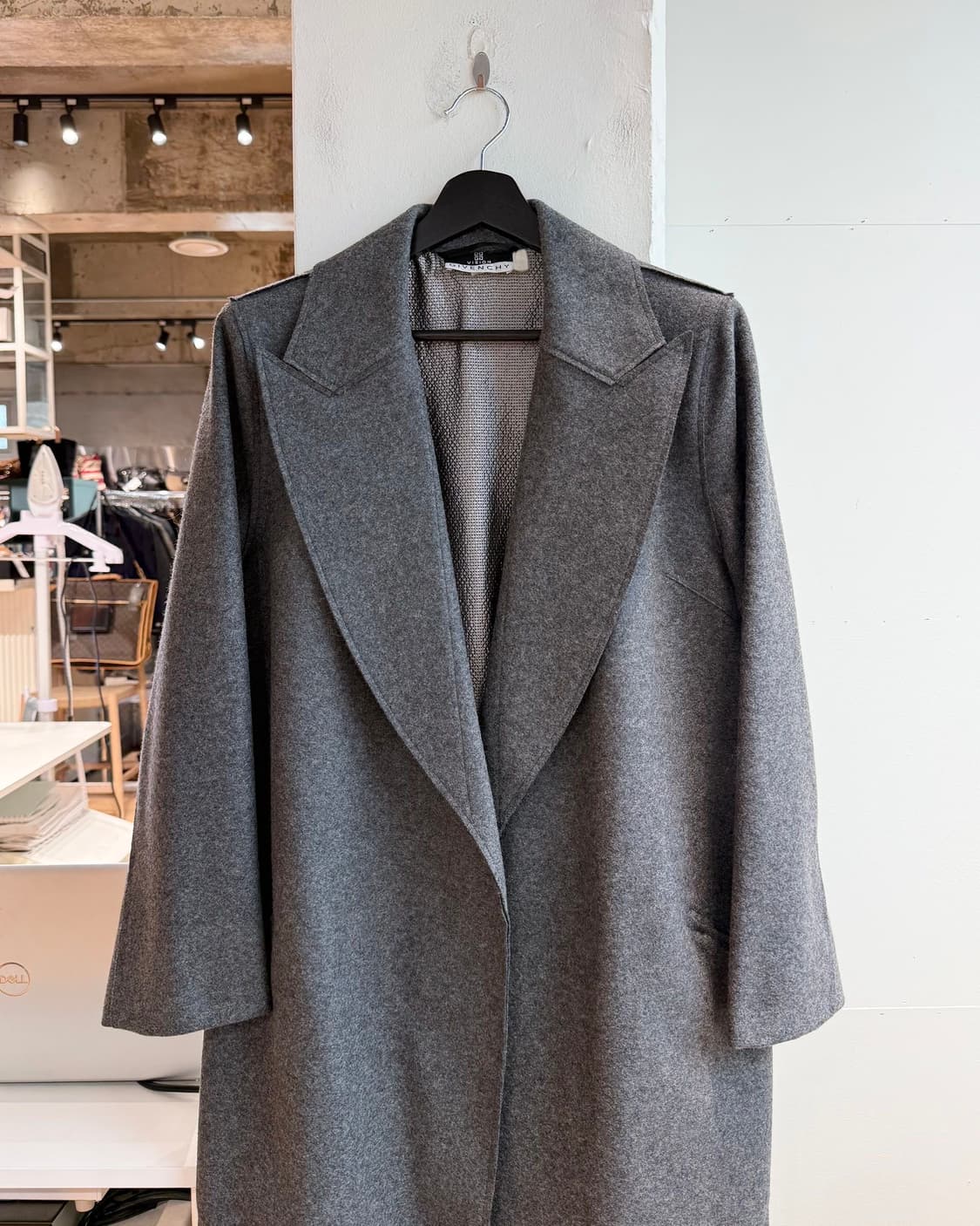 지방시 그레이 울 싱글 롱코트  상품이미지3