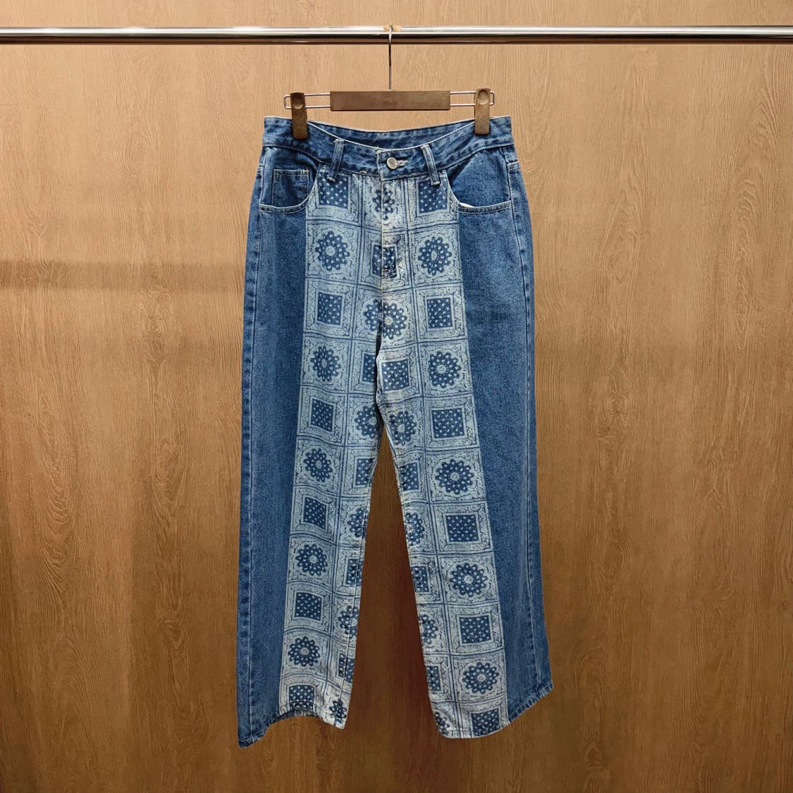 빈티지 데님 팬츠 반다나 패턴 배색 디테일 와이드 스트레이트핏 중청 상품이미지2