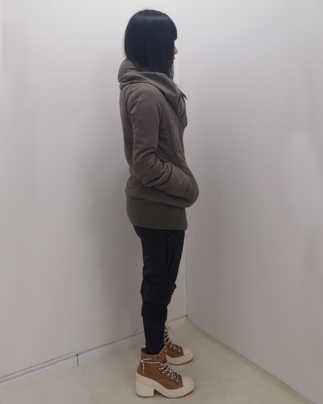 Grayish brown puff neck banded padding 상품이미지2