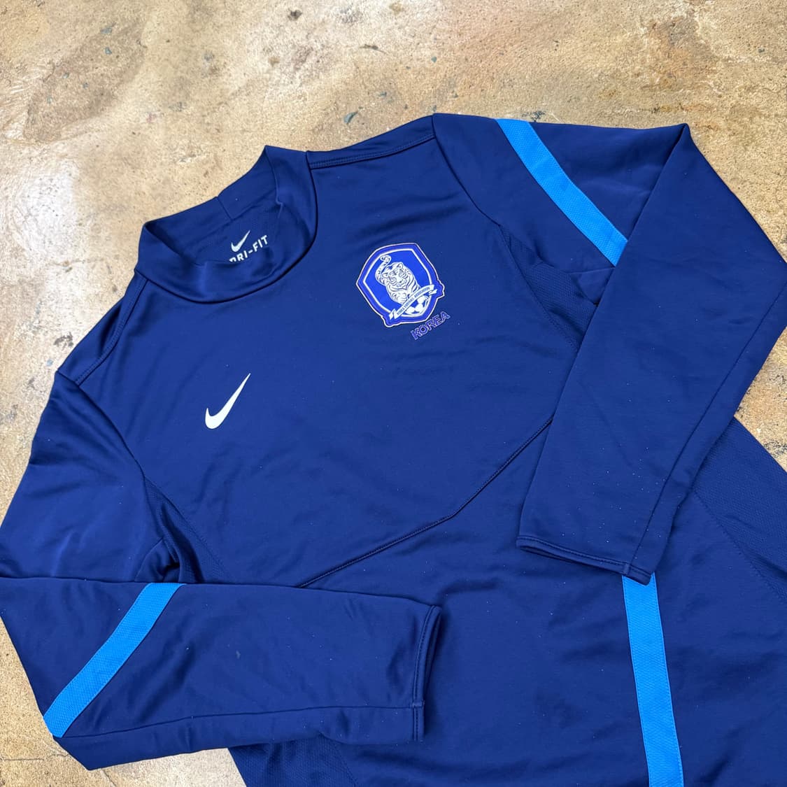 [정품/100,L] 나이키 축구 국대 드라이핏 쉘탑 b8 상품이미지1