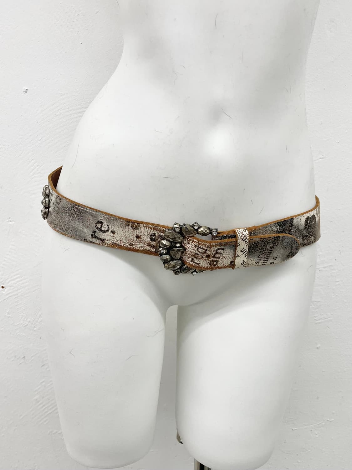 리얼레더 오리엔탈 스터드 버클 벨트 상품이미지2