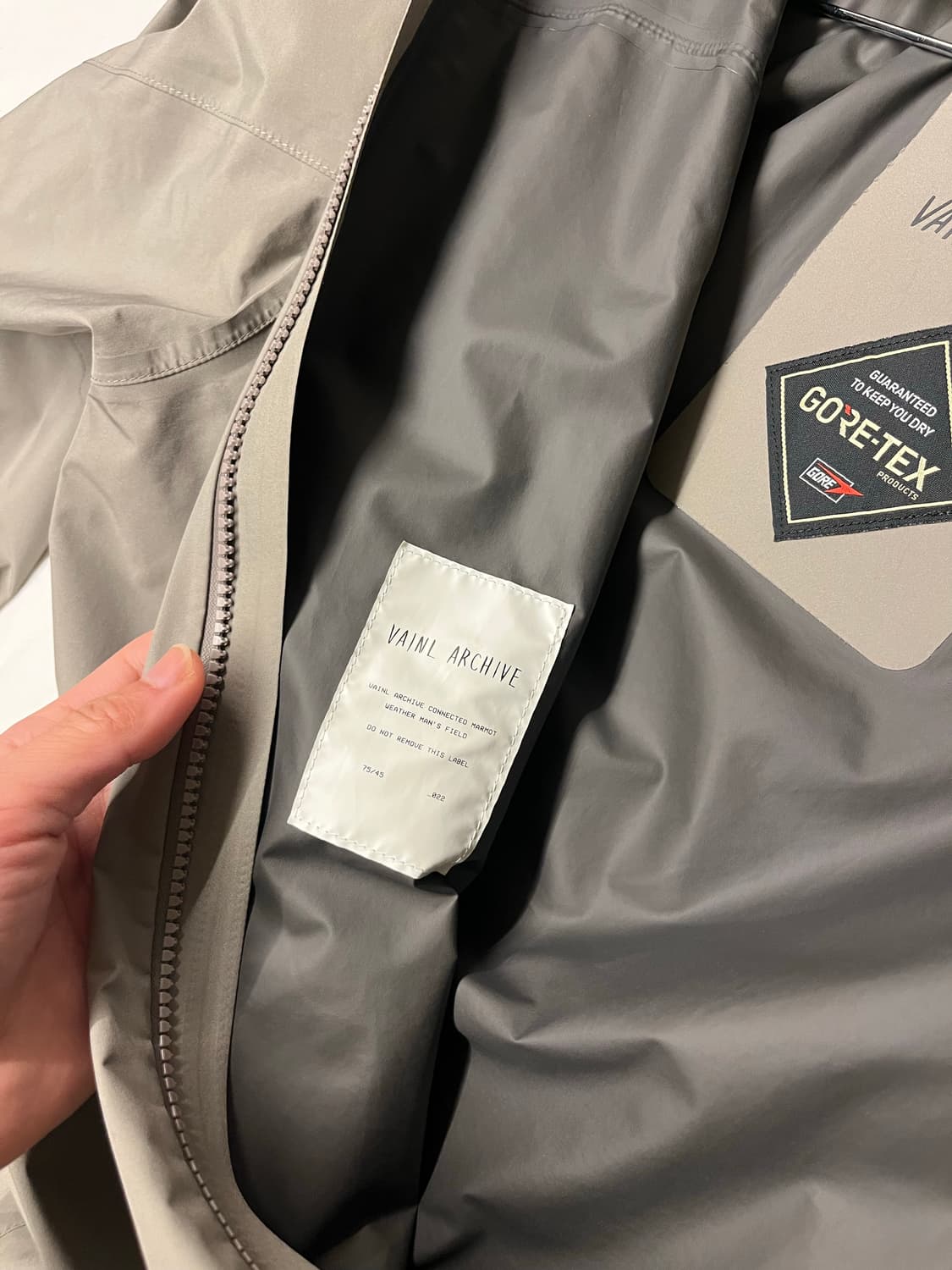 바이닐 아카이브 마모트 lf 고어텍스 후드 자켓 상품이미지6