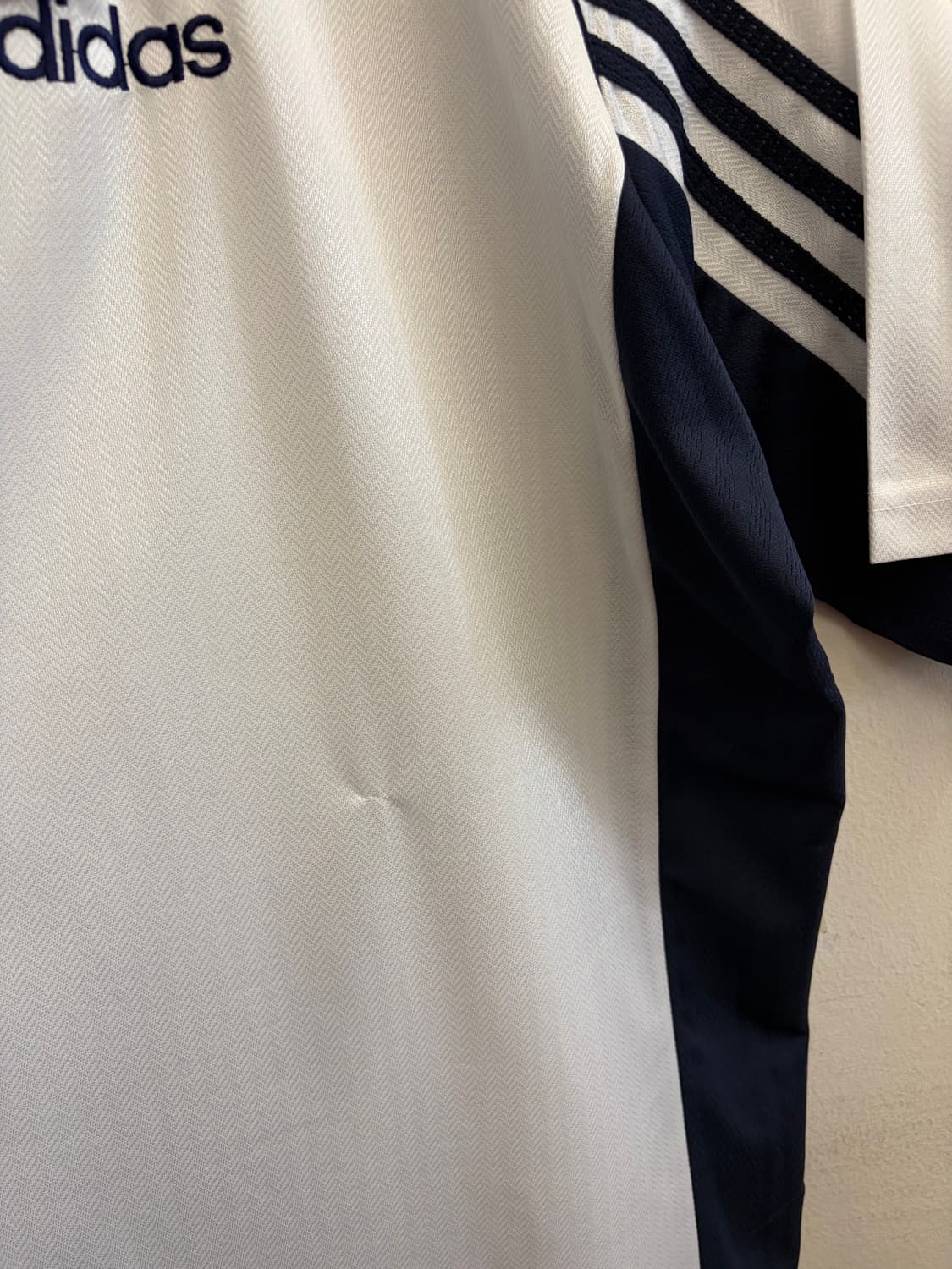 N343. 아디다스 빈티지 반팔 상품이미지4