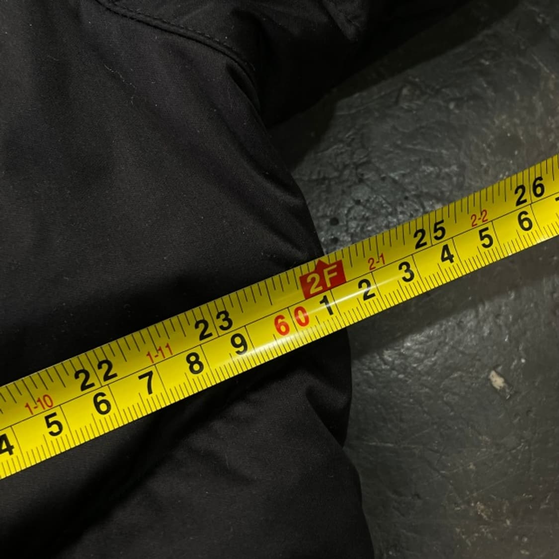 100 코오롱스포츠 유광 구스다운 패딩 상품이미지7