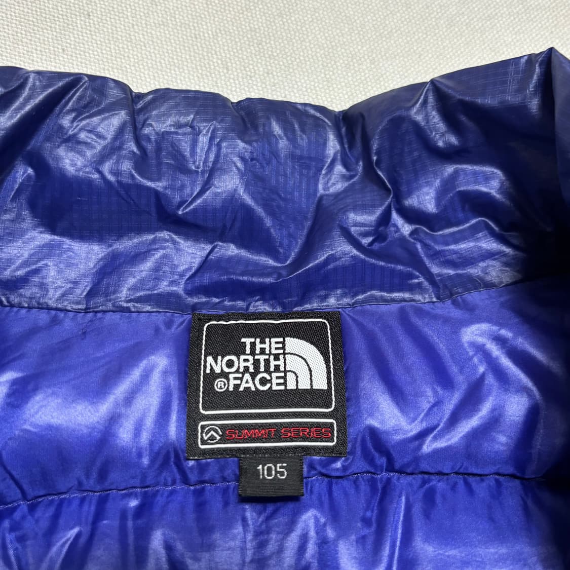 105 노스페이스 써밋 시리즈 퍼플 경량 패딩 상품이미지4