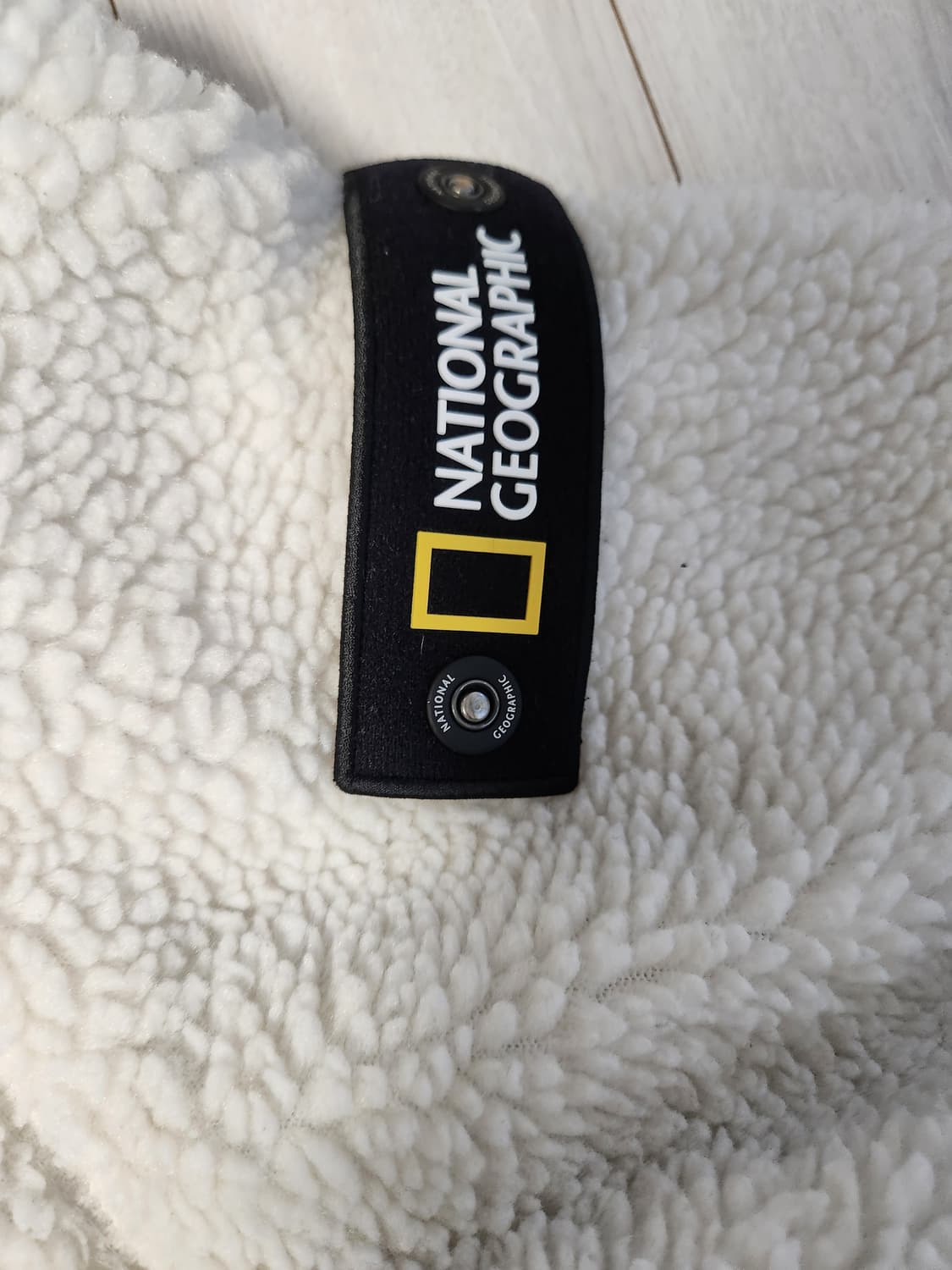 내셔널지오그래픽 아이보리 남성 롱플리스 자켓 사이즈105(xl)

여러  상품이미지6