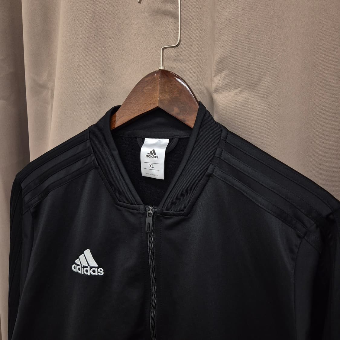 아디다스 블랙 삼선 트레이닝 자켓 XL 상품이미지2