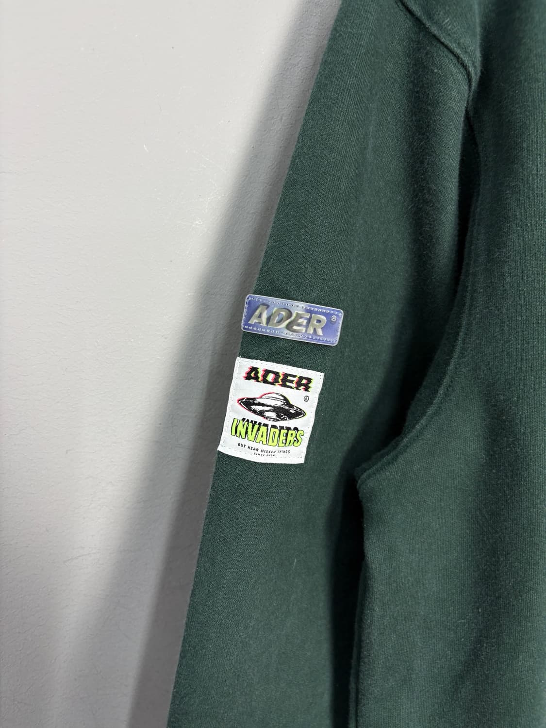 아더에러 다크그린 멀티 패치로고 베이더 스웻셔츠 A3701 상품이미지6