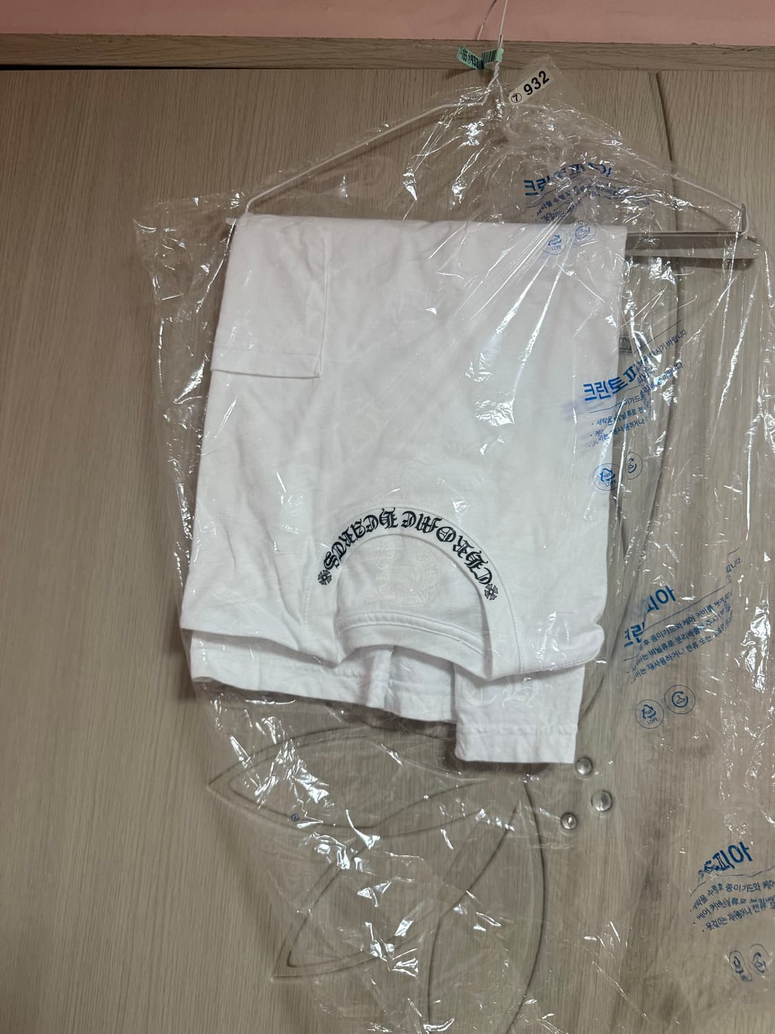 크롬하츠 숏 슬리브 포켓 크루 블랙 상품이미지1