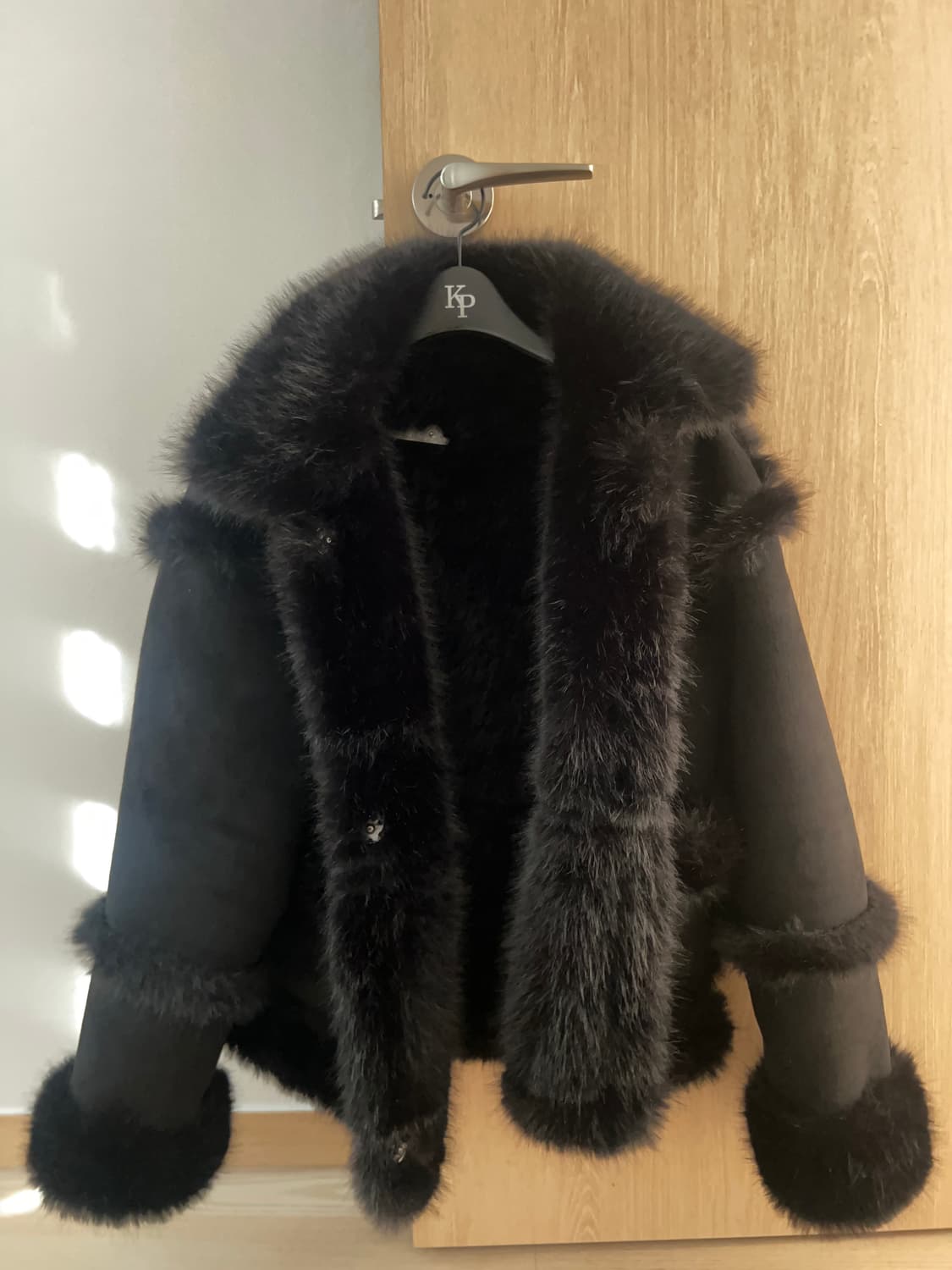 카키포인트 퍼 쉬어링 무스탕 상품이미지4