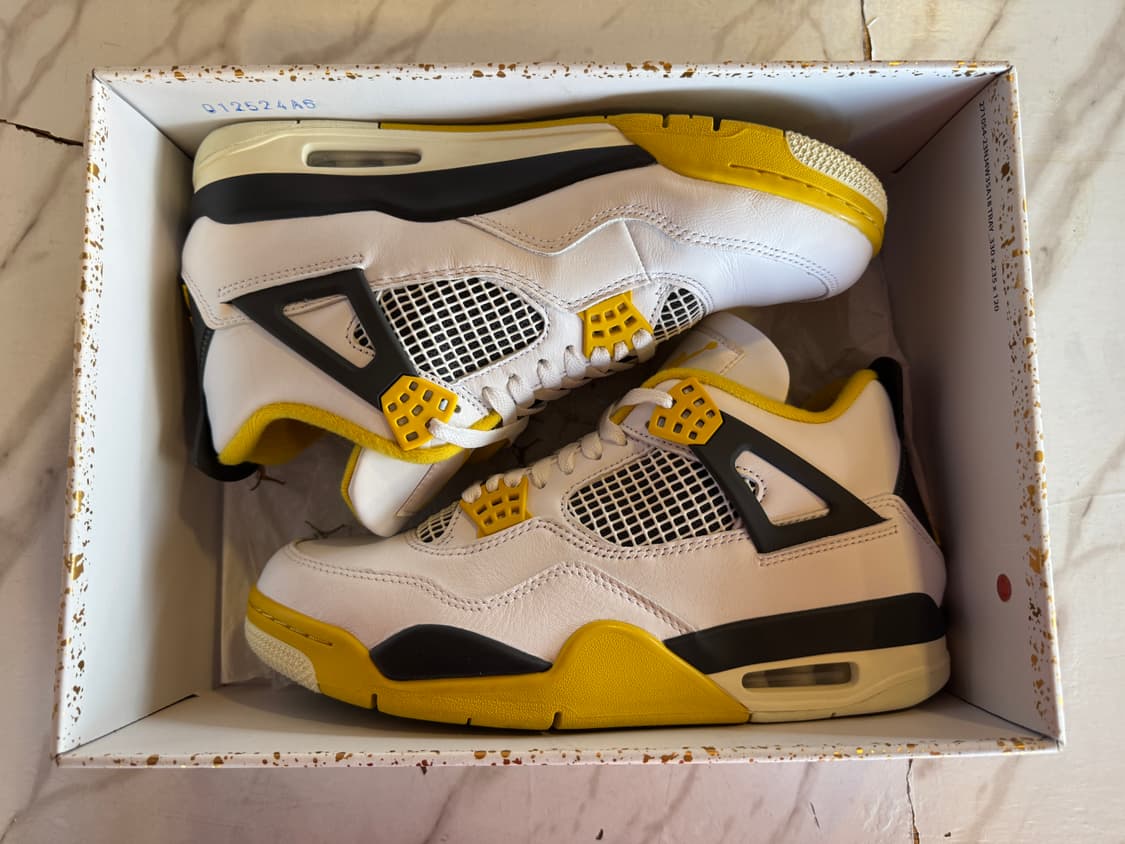 (W)조던4 레트로 비비드 설퍼 W280(MEN:270) 팝니다 상품이미지6