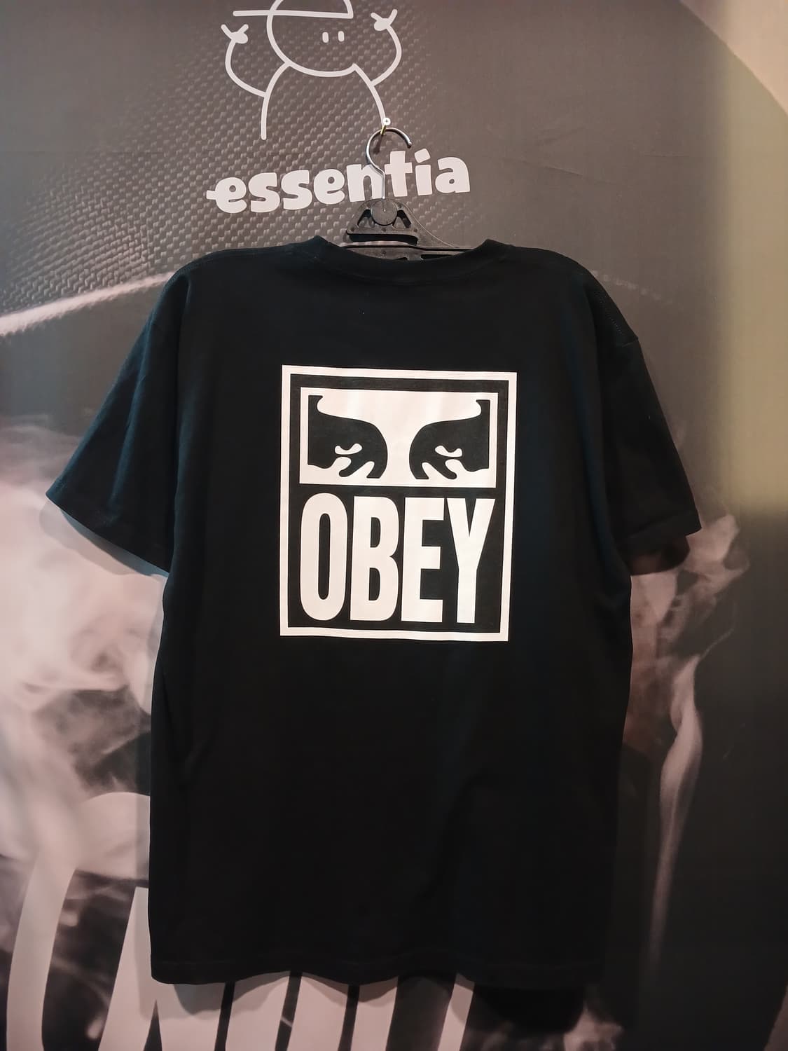 오베이 아이즈 아이콘 반팔 티셔츠 상품이미지3