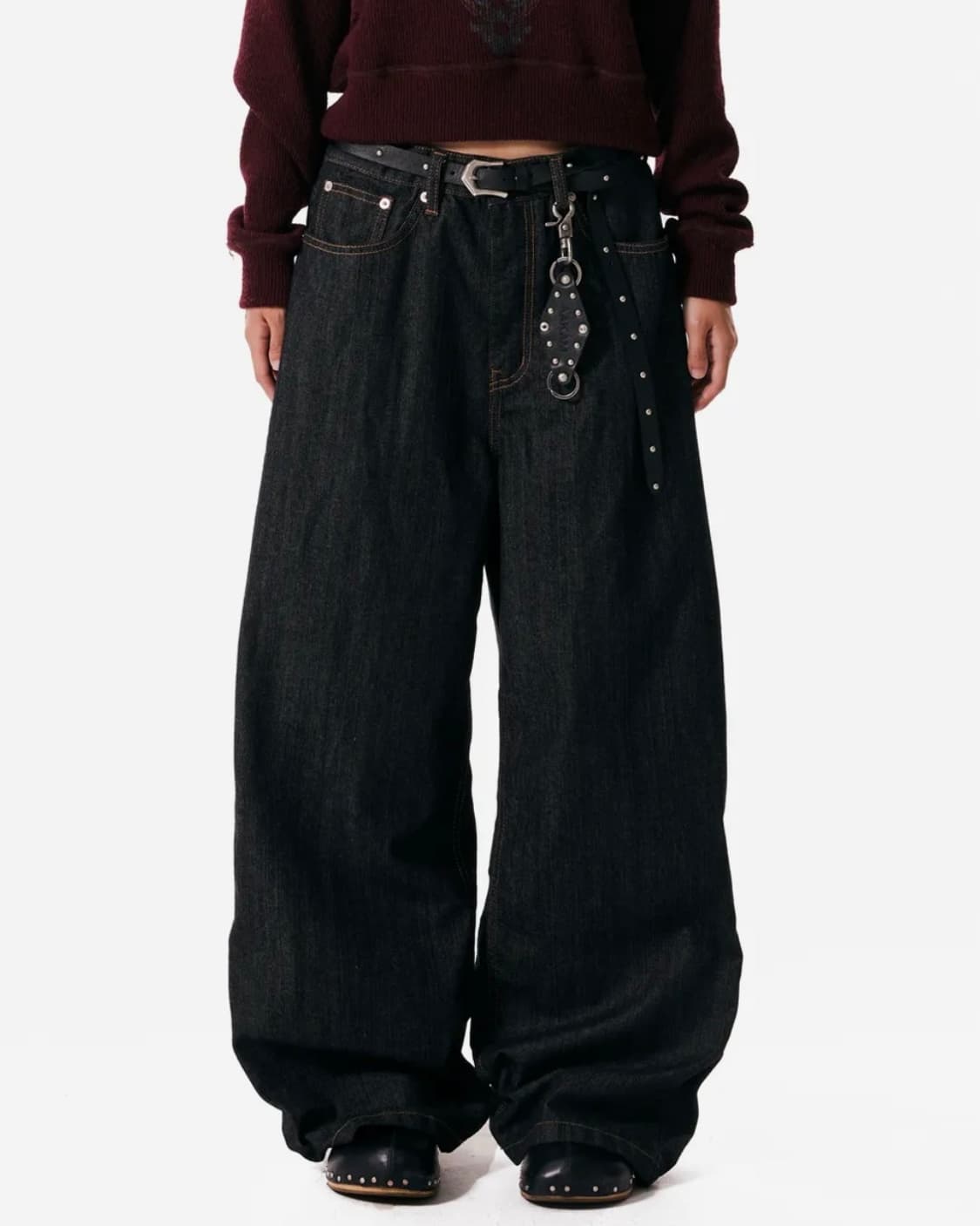 AAKAM Leather Patch Denim Pants (Black) 상품이미지2