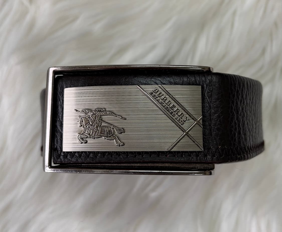 정품)버버리 가죽 벨트 블랙 남성용 상품이미지2