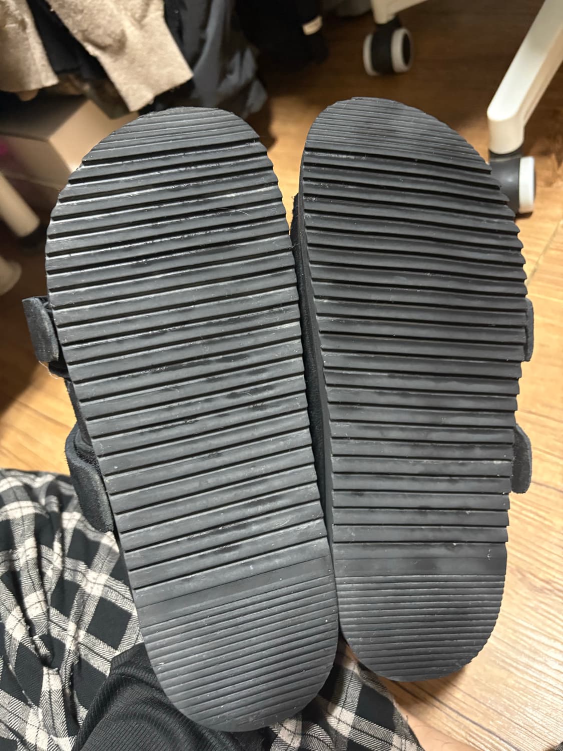 [2] 폴리테루 점보 슬리퍼 블랙 판매해요 상품이미지3