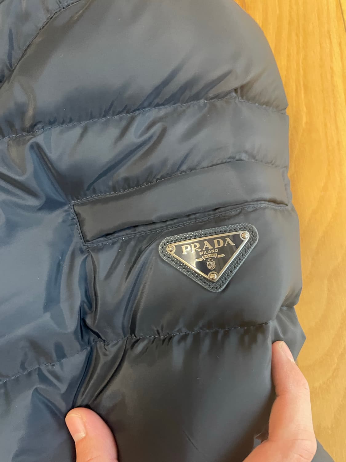 프라다 패딩 52 상품이미지4