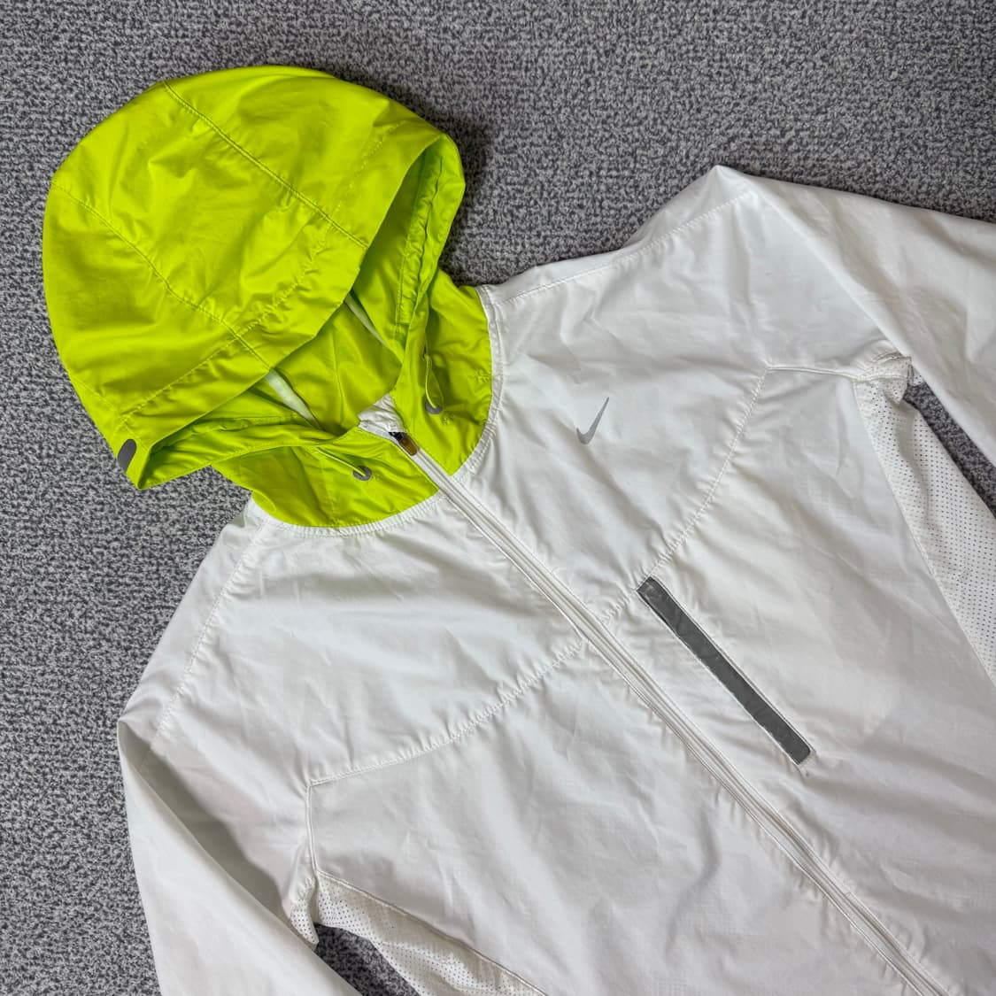 나이키 바람막이 여성용 S 상품이미지4