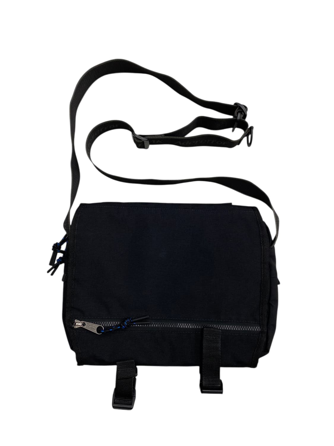 아더에러x이스트팩 콜라보 크로스백 상품이미지2