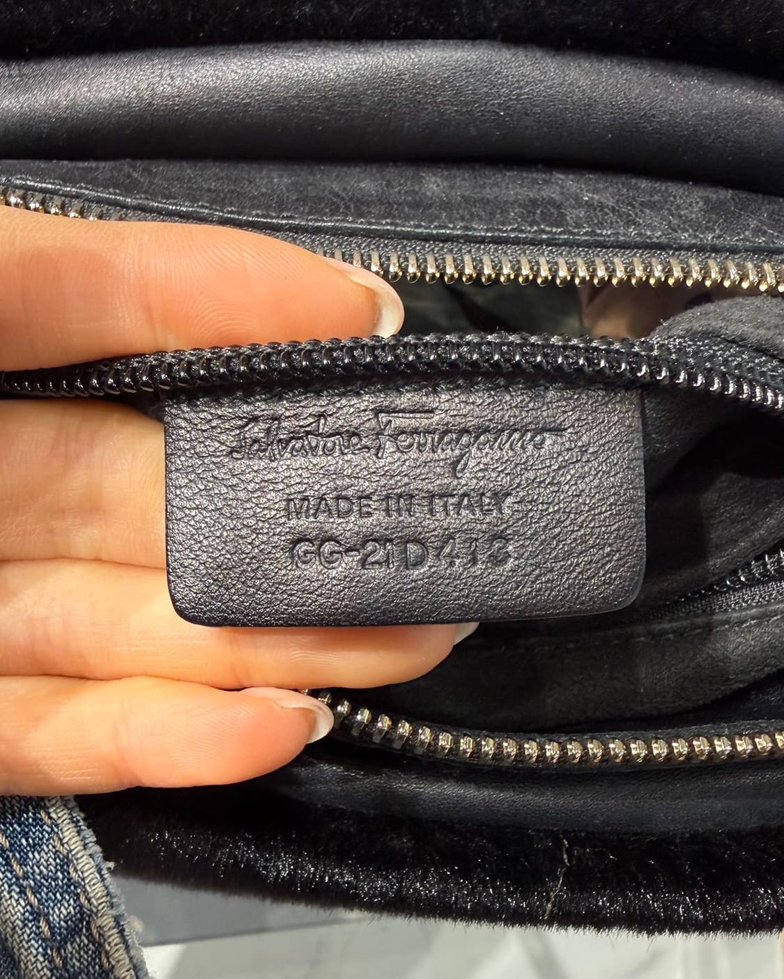 페라가모 블랙 바라보우 토트백  상품이미지8