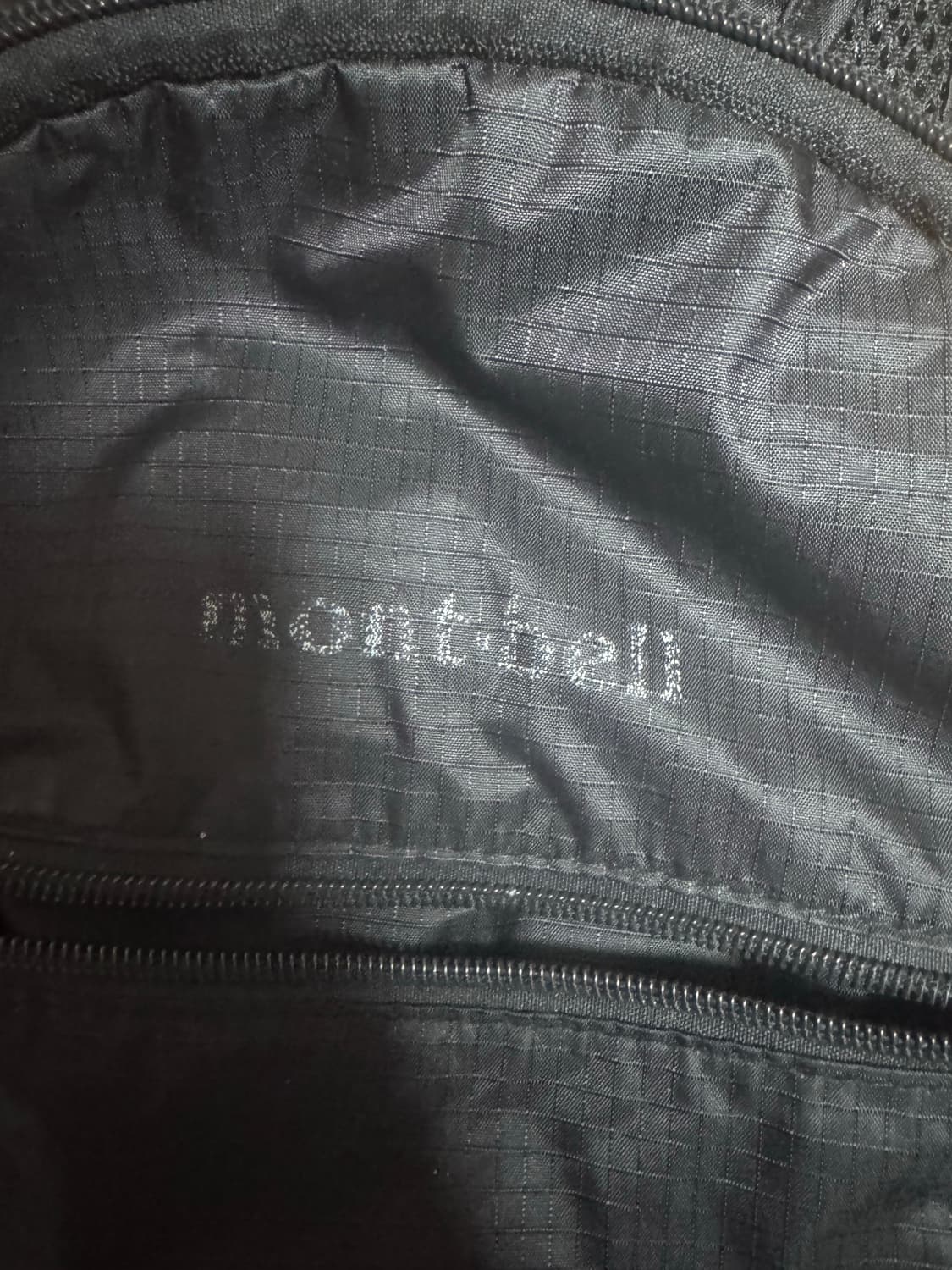 몽벨 포켓터블 라이트백 18L블랙 상품이미지3