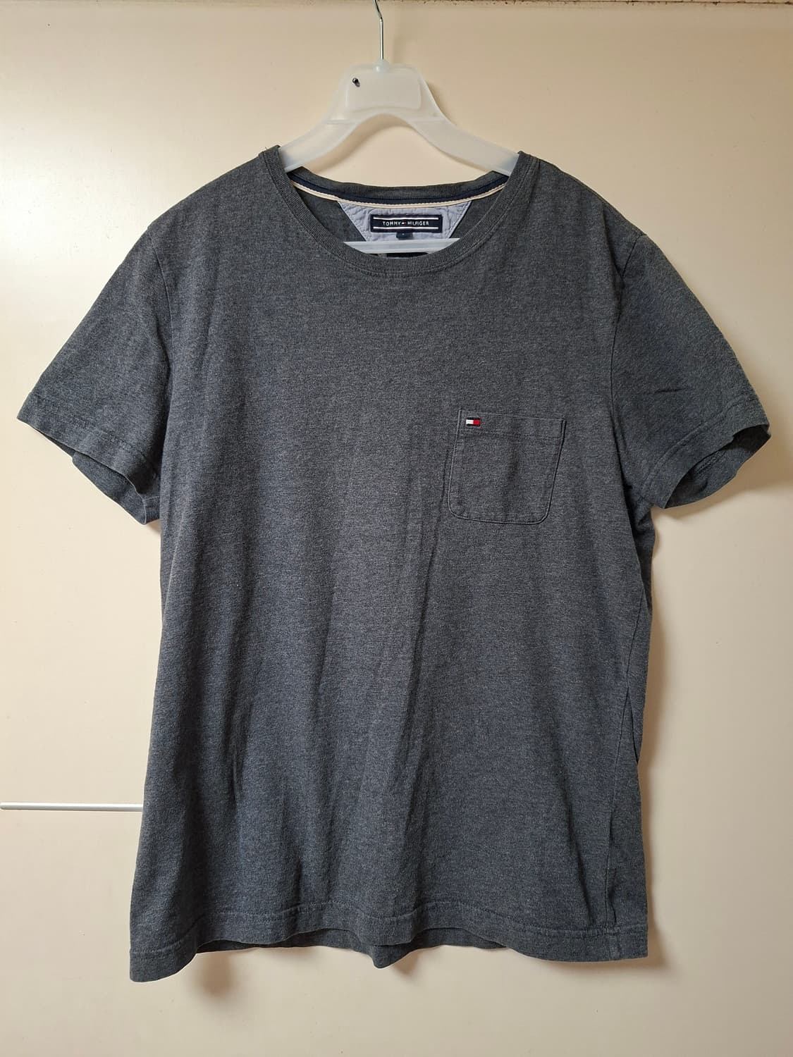 [여성] 타미힐피거 정품 슬림핏 반팔티 그레이 L 상품이미지1