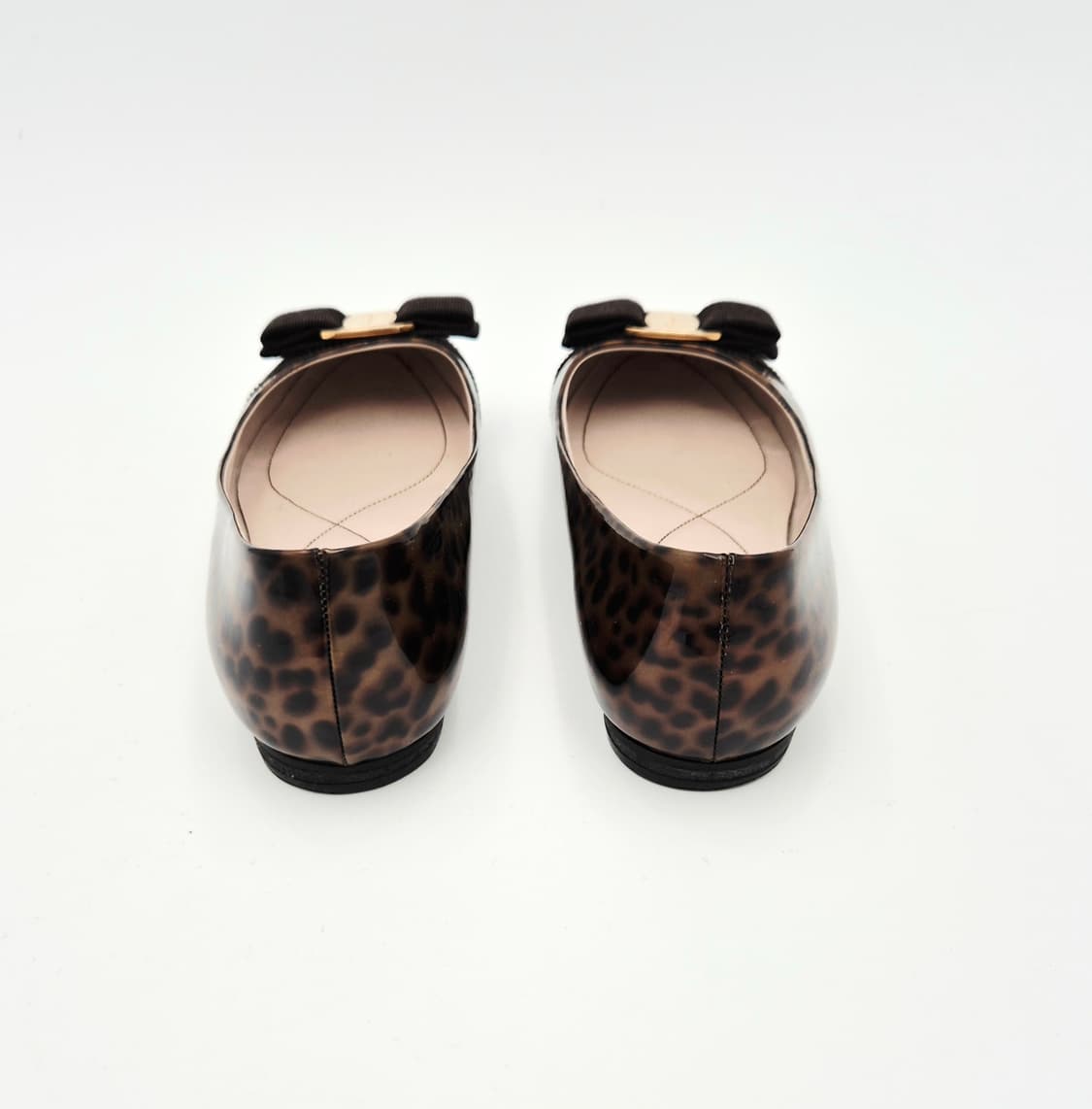 페라가모 바라 리본 플랫 (레오파드 패턴) 5D 상품이미지8