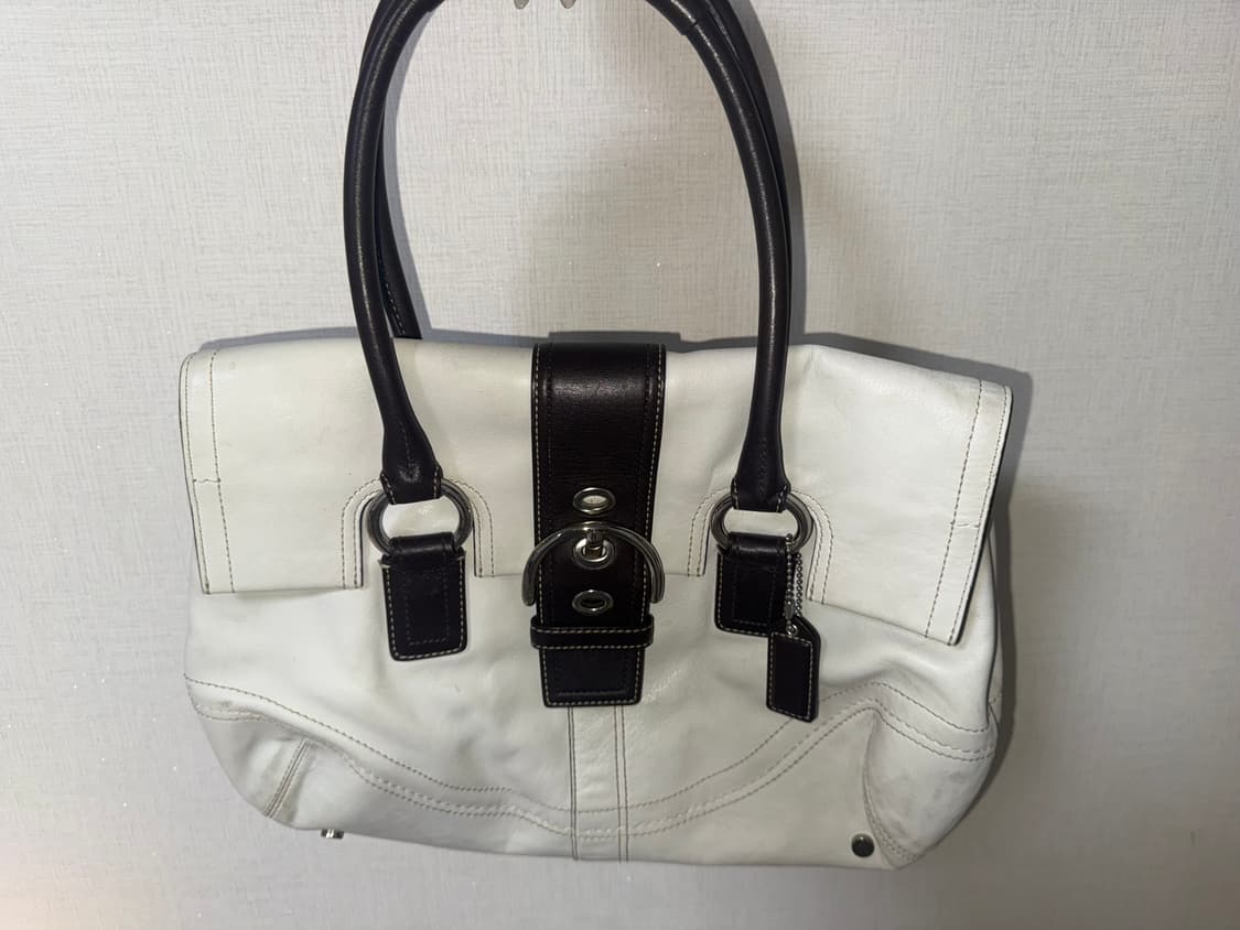 코치 소호 버클 토트백 숄더백 크림 아이보리 상품이미지2
