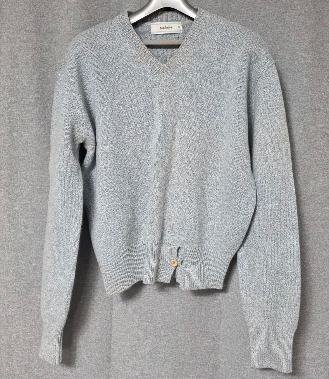 웨이비니스 하이타이드 브이넥니트-파스텔블루 1size 상품이미지2