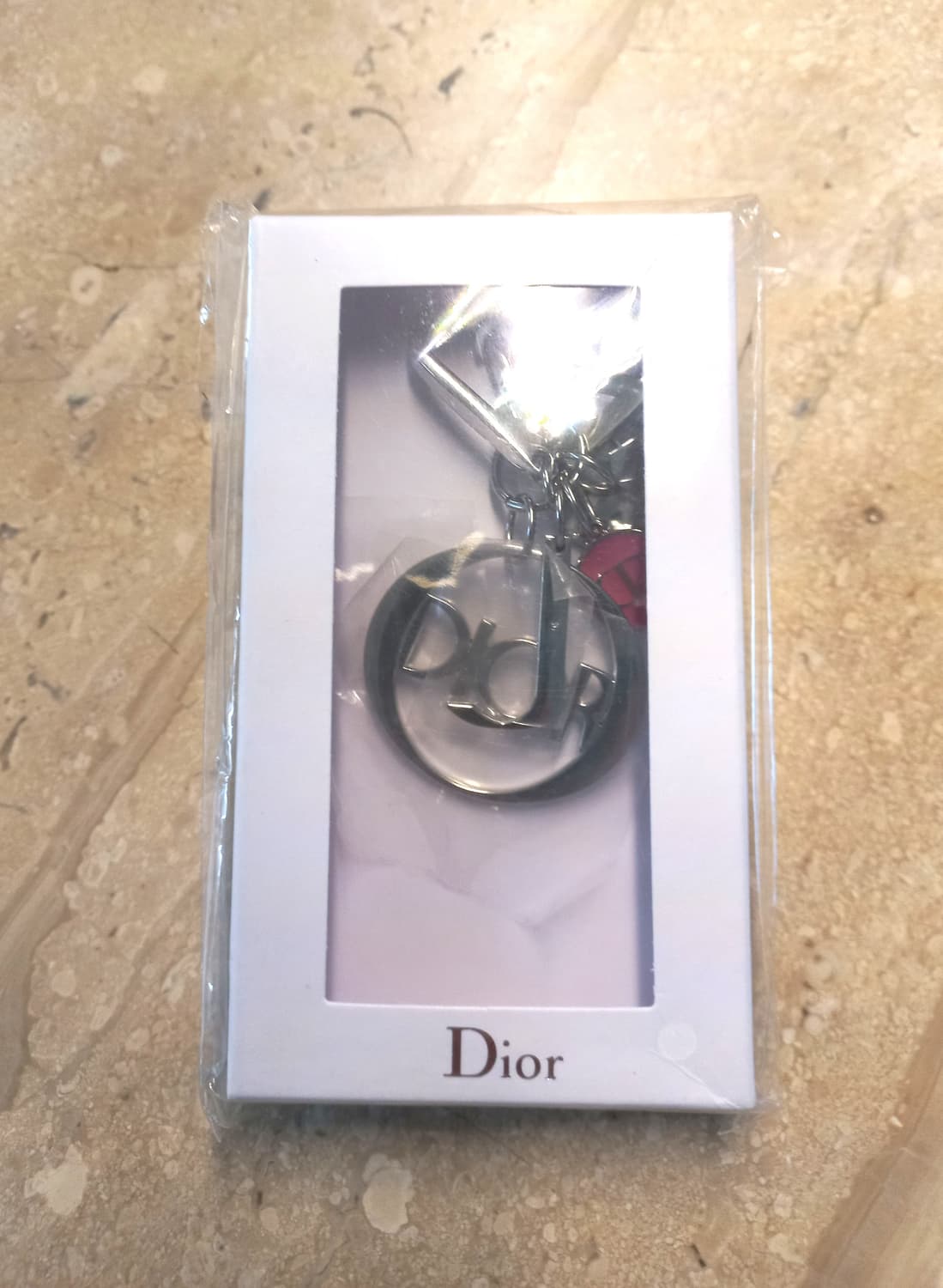 디올 Dior 핑크 에나멜 키링 / 참 (새제품) 상품이미지2