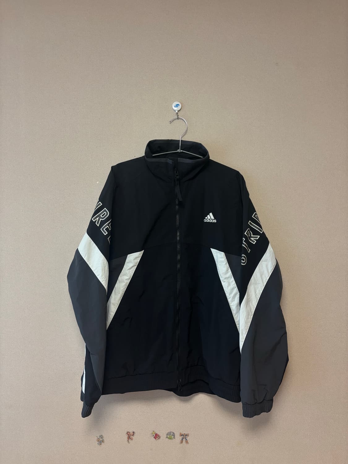 아디다스 워딩 오버사이즈 핏 우븐 풀집 재킷 IS5146  상품이미지2