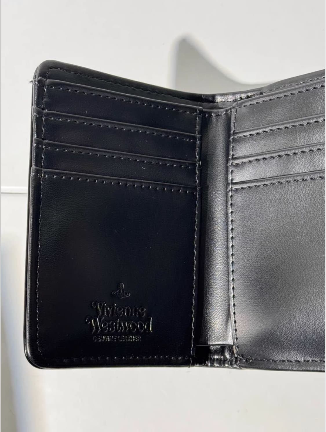 비비안웨스트우드 아카이브 블랙 애나멜 레더 은장 하프월렛 반지갑 상품이미지5