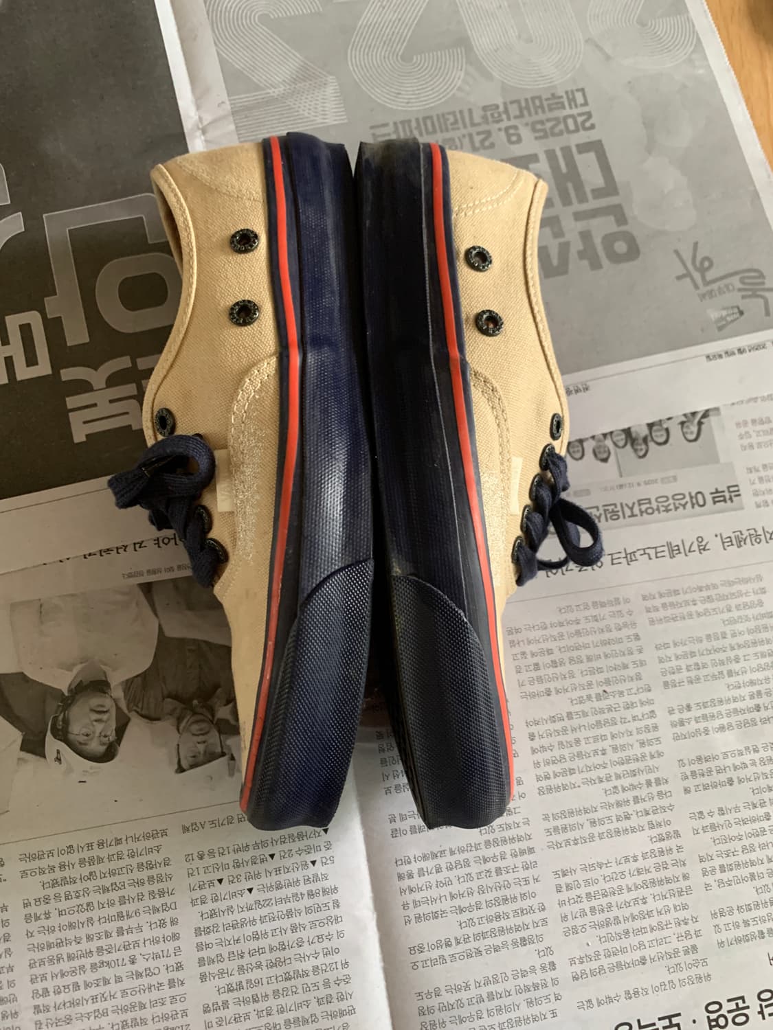 Vans Vault x Nigel Cabourn OG Authentic 상품이미지3
