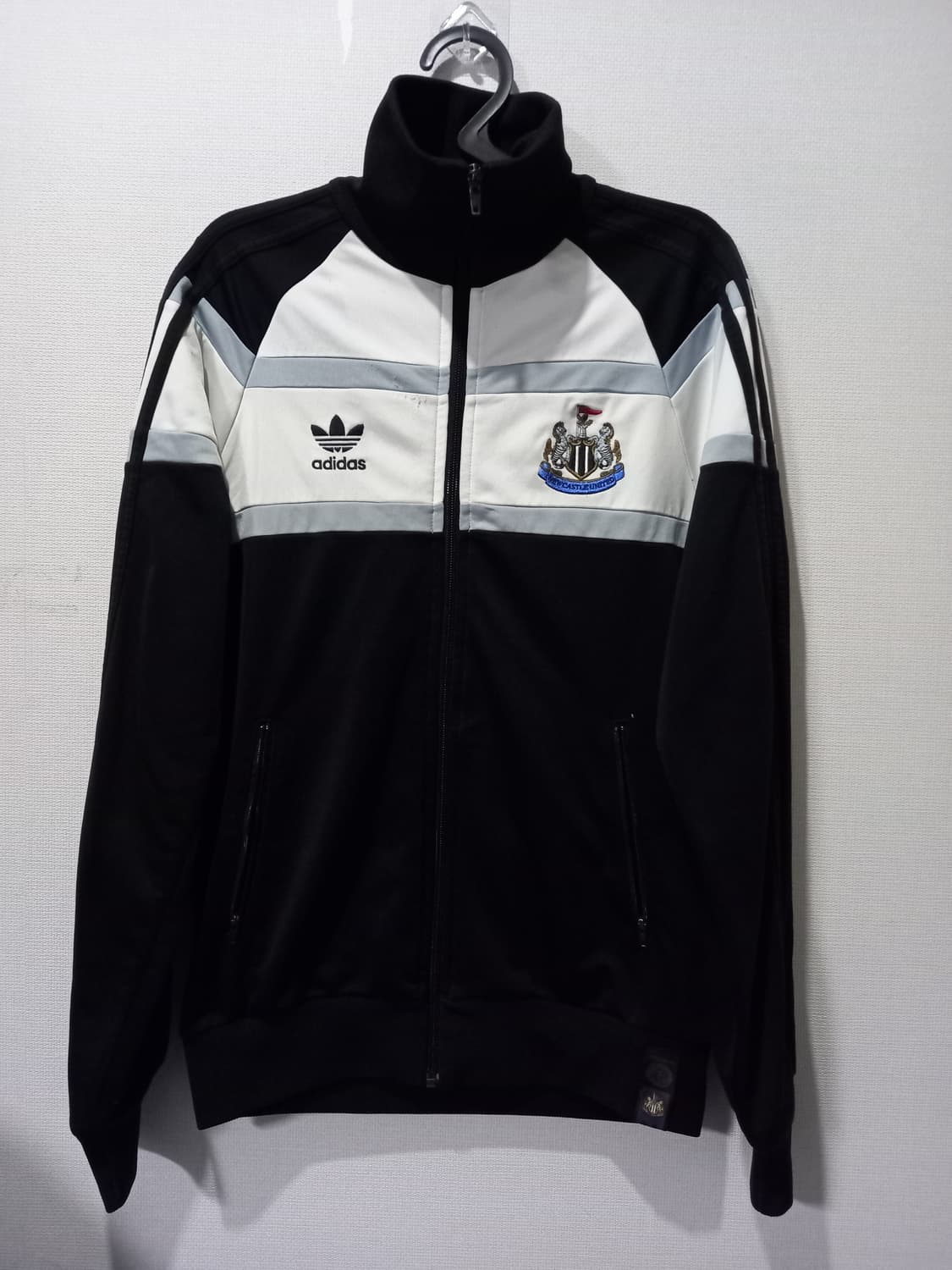 아디다스 뉴캐슬 유나이티드 블랙 트랙탑 저지 져지집업 90/S 상품이미지1