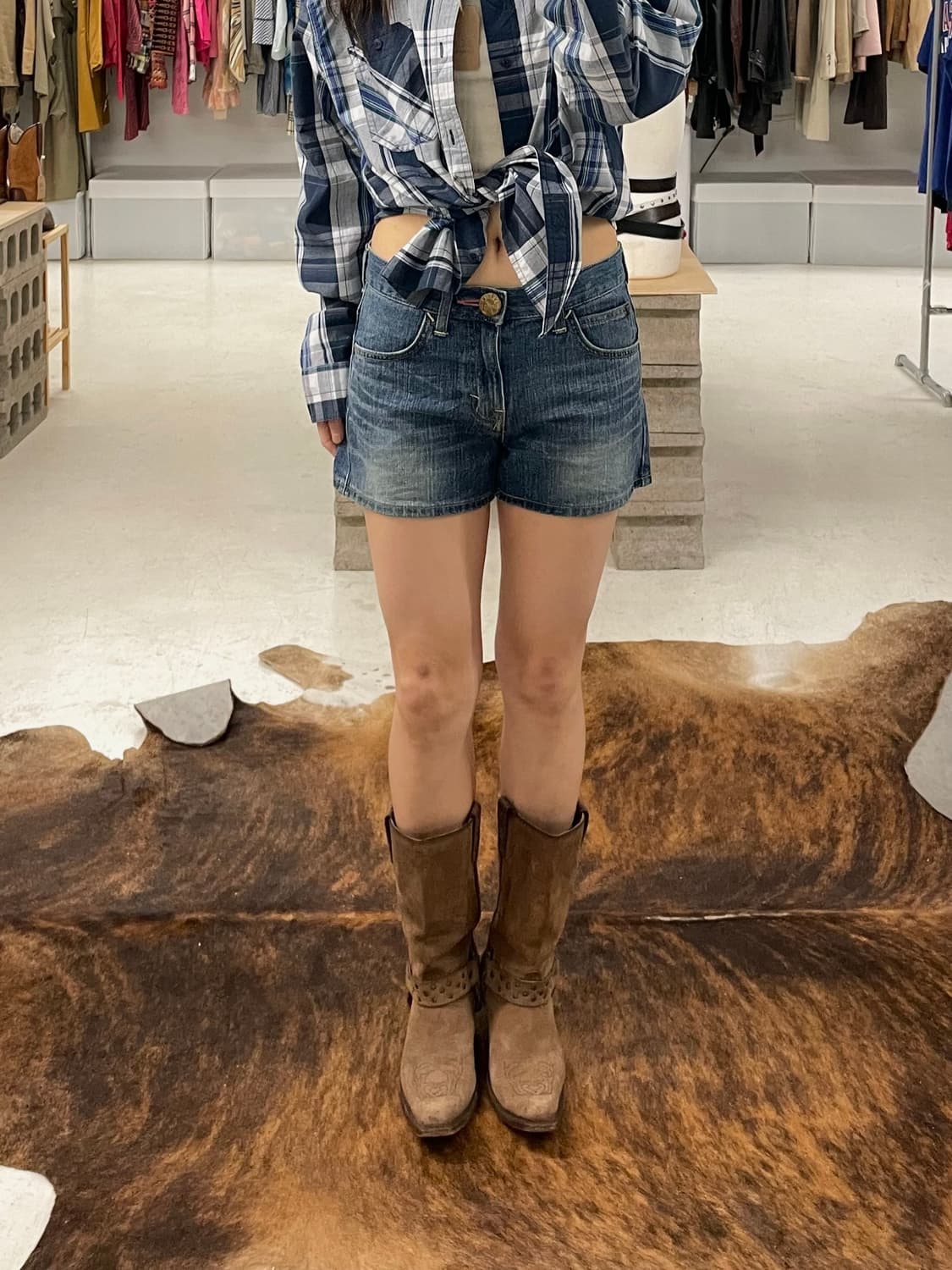LEE x EARTH music & ecology denim shorts 상품이미지1