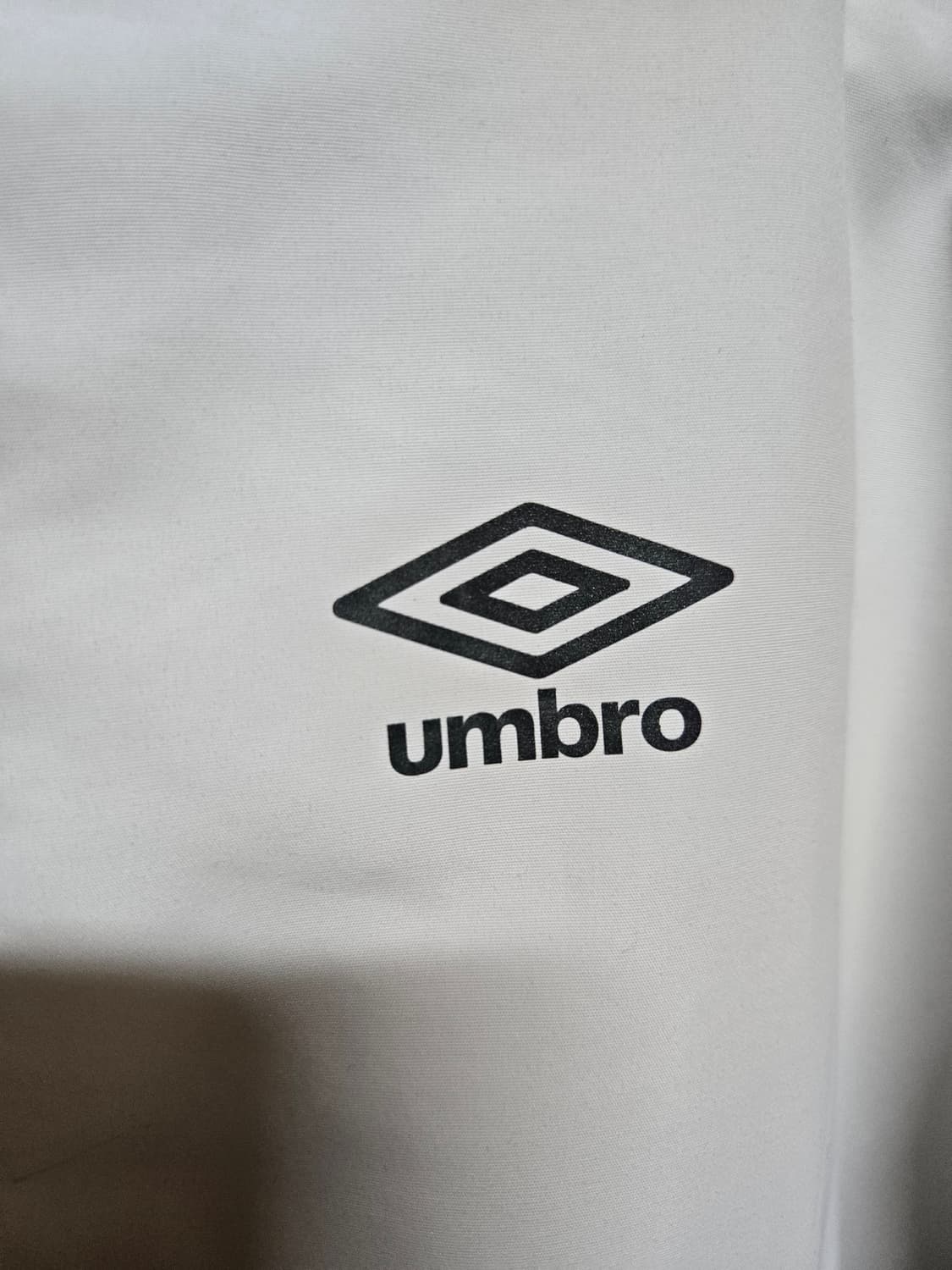 엄브로 여성 바람막이  아노락 상품이미지3