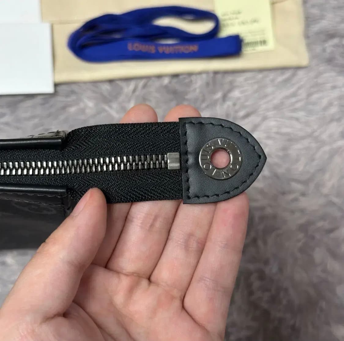[풀구성] 루이비통 이클립스 포쉐트 보야주 클러치 상품이미지7