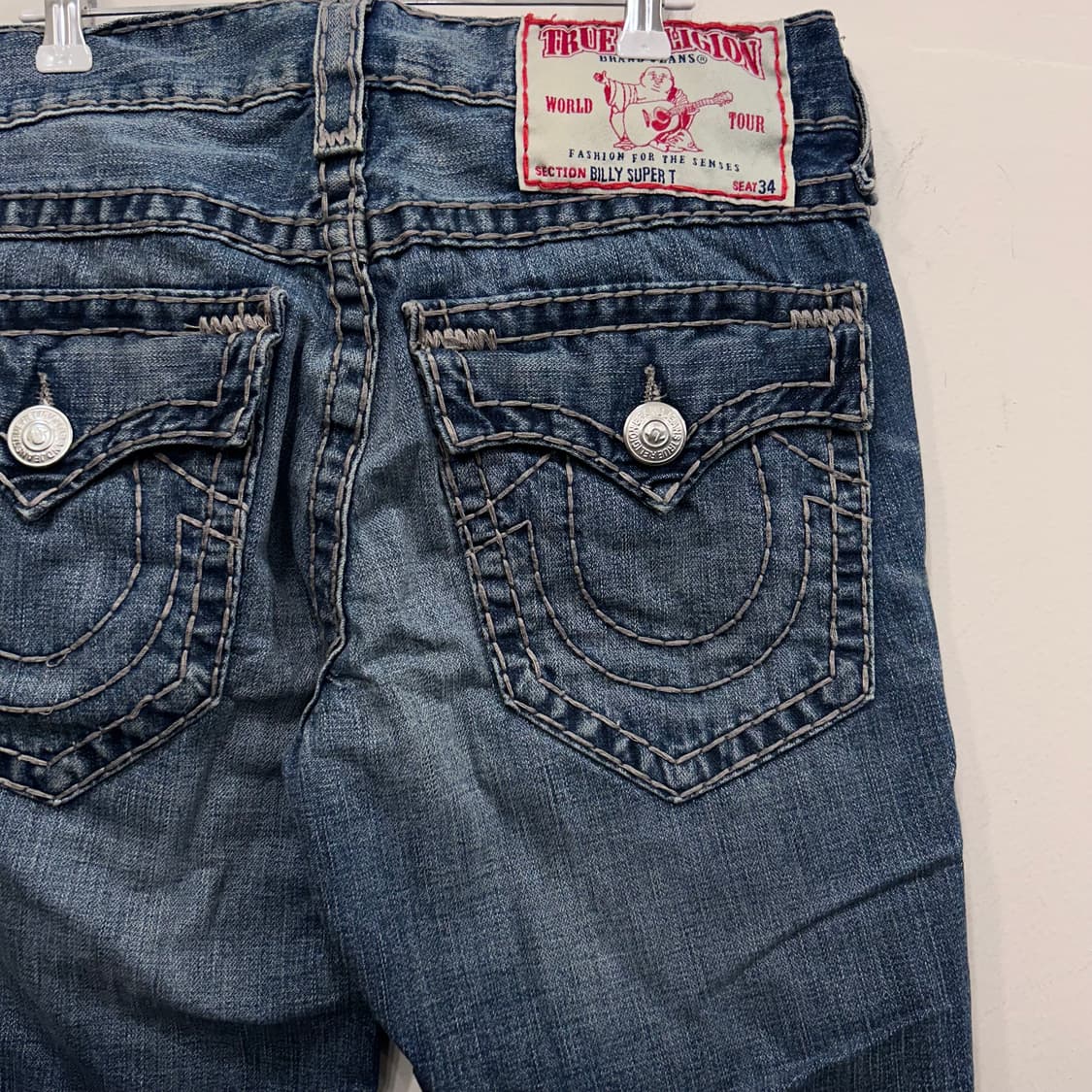 트루릴리전 클래식 부츠컷 스티치 중청 데님팬츠 상품이미지1