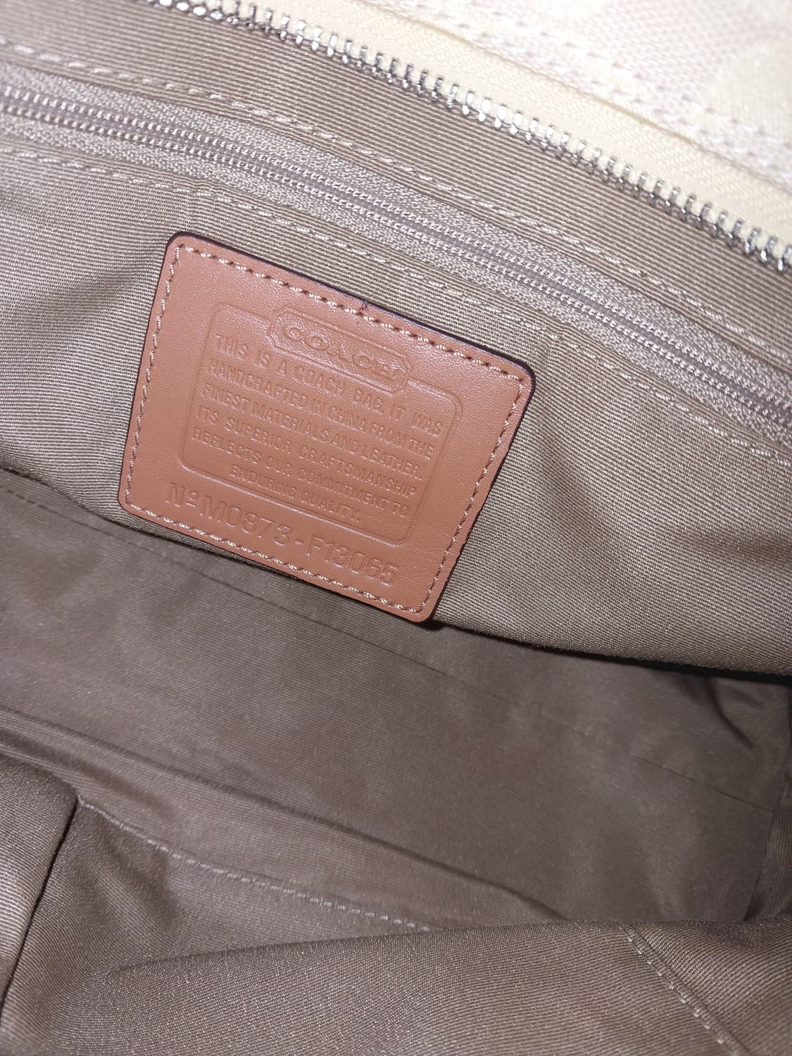 SALE🫶[정품] 코치 빈티지 태슬 옐로우 토트백 상품이미지9