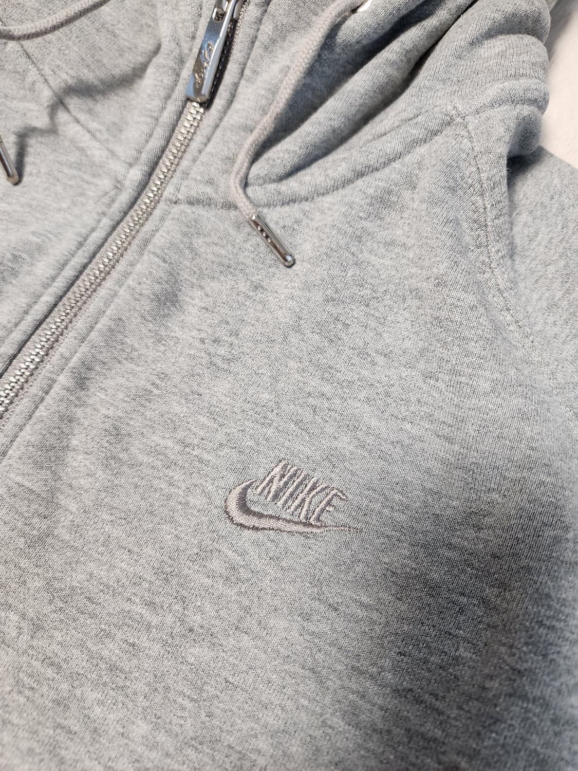 나이키 스타디움 후드 집업 (433145-063) 사이즈105(xl)

 상품이미지2